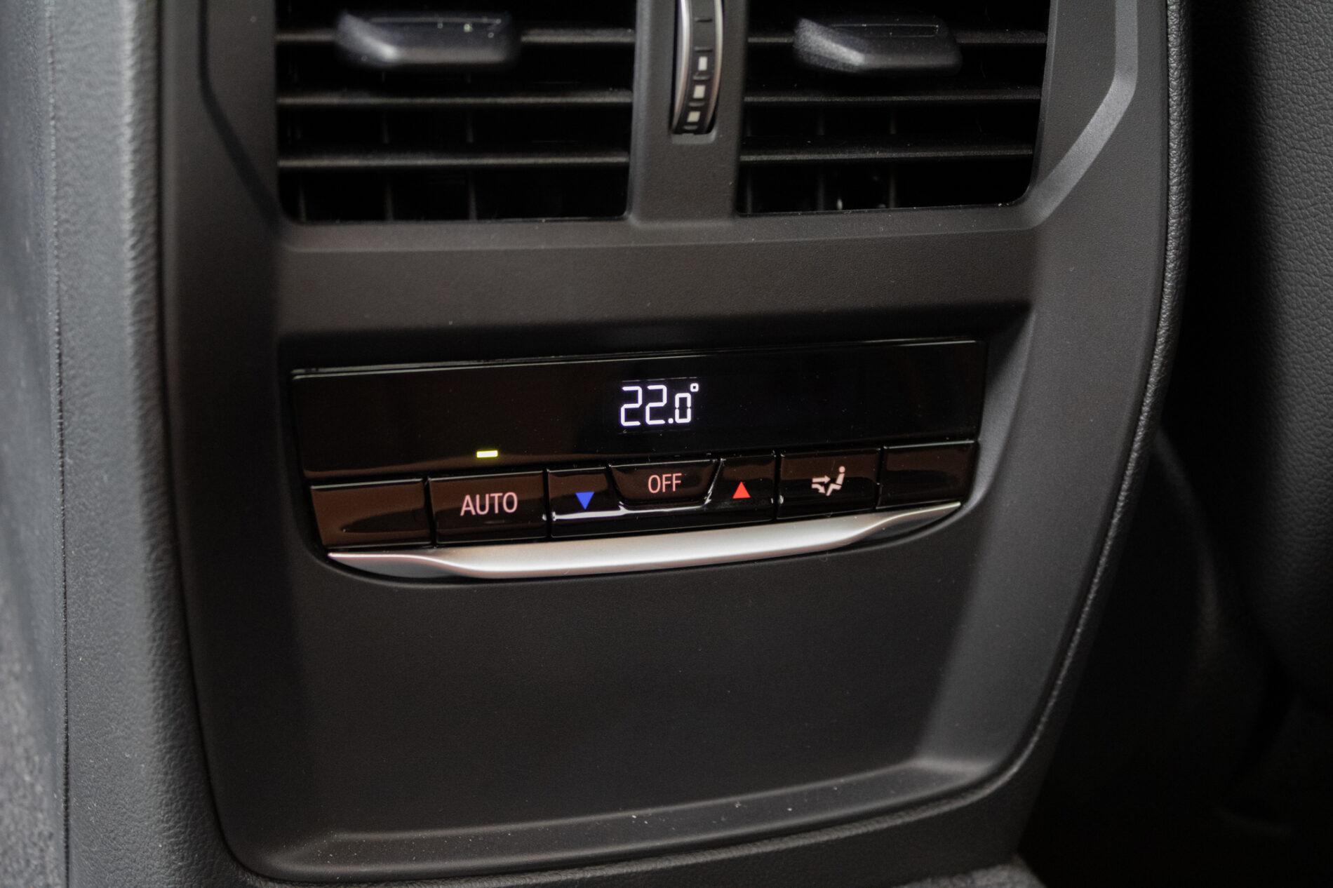 2023 BMW M4, sivá kupé, 9 194 km