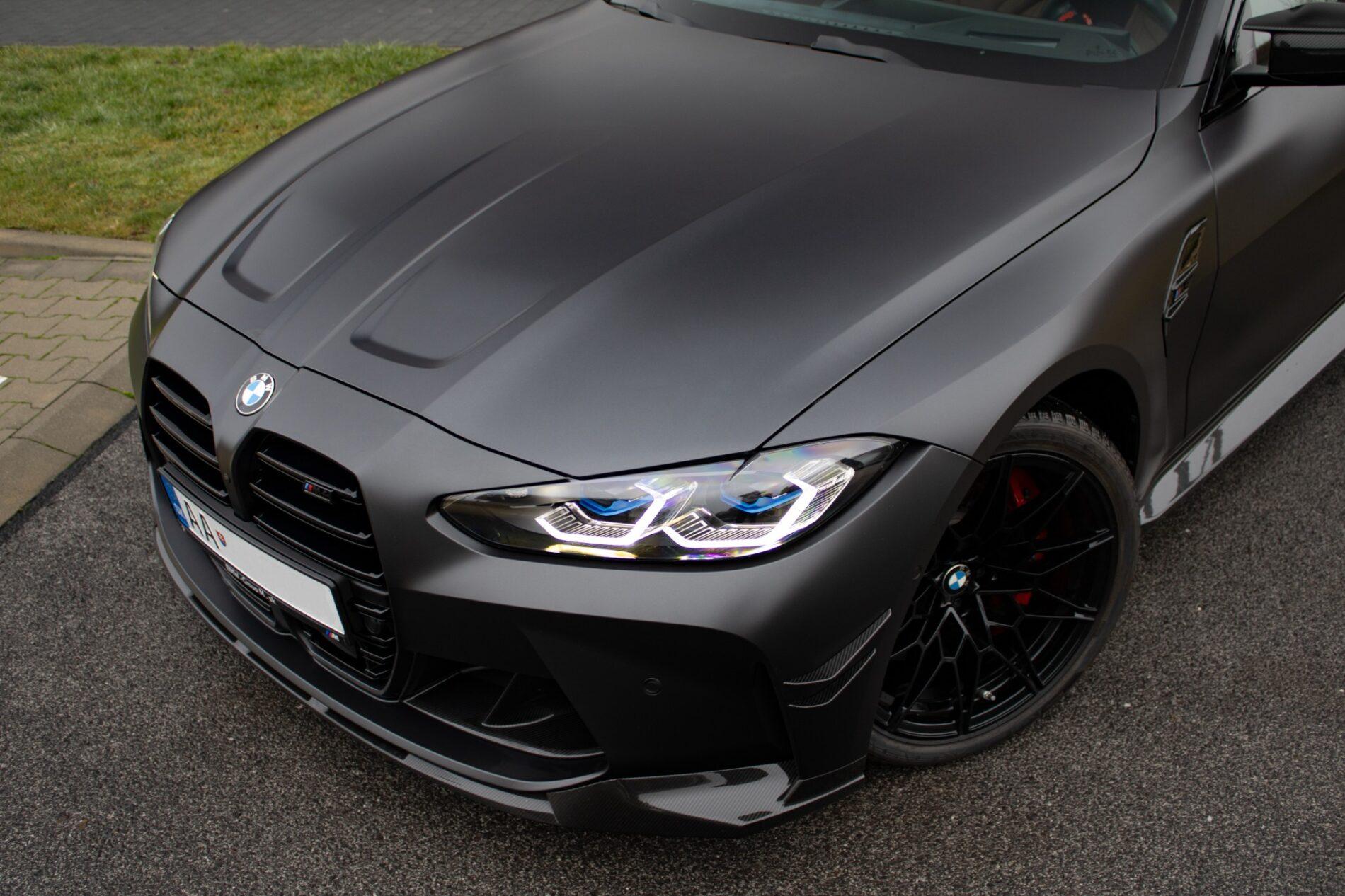 2023 BMW M4, sivá kupé, 9 194 km