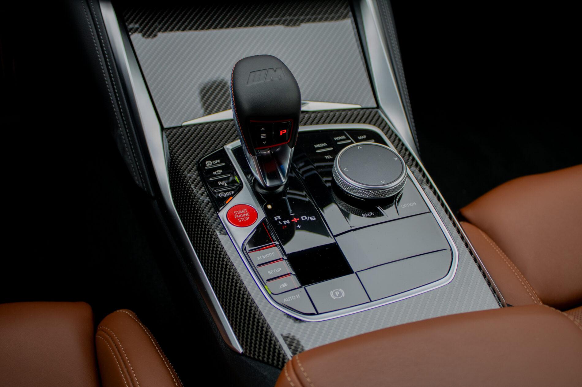 2023 BMW M4, sivá kupé, 9 194 km