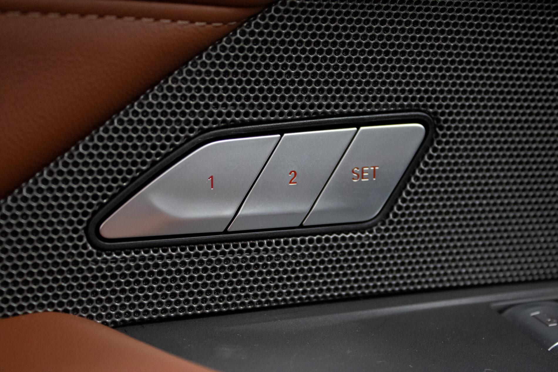 2023 BMW M4, sivá kupé, 9 194 km