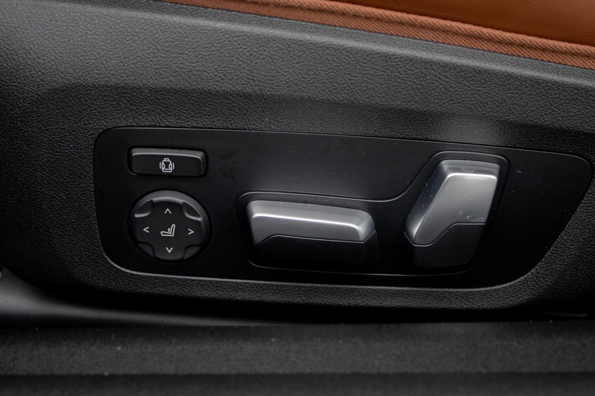 2023 BMW M4, sivá kupé, 9 194 km