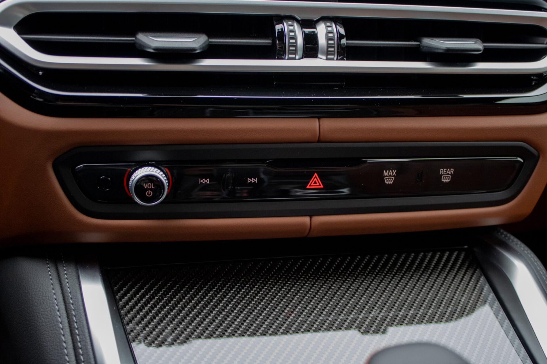 2023 BMW M4, sivá kupé, 9 194 km