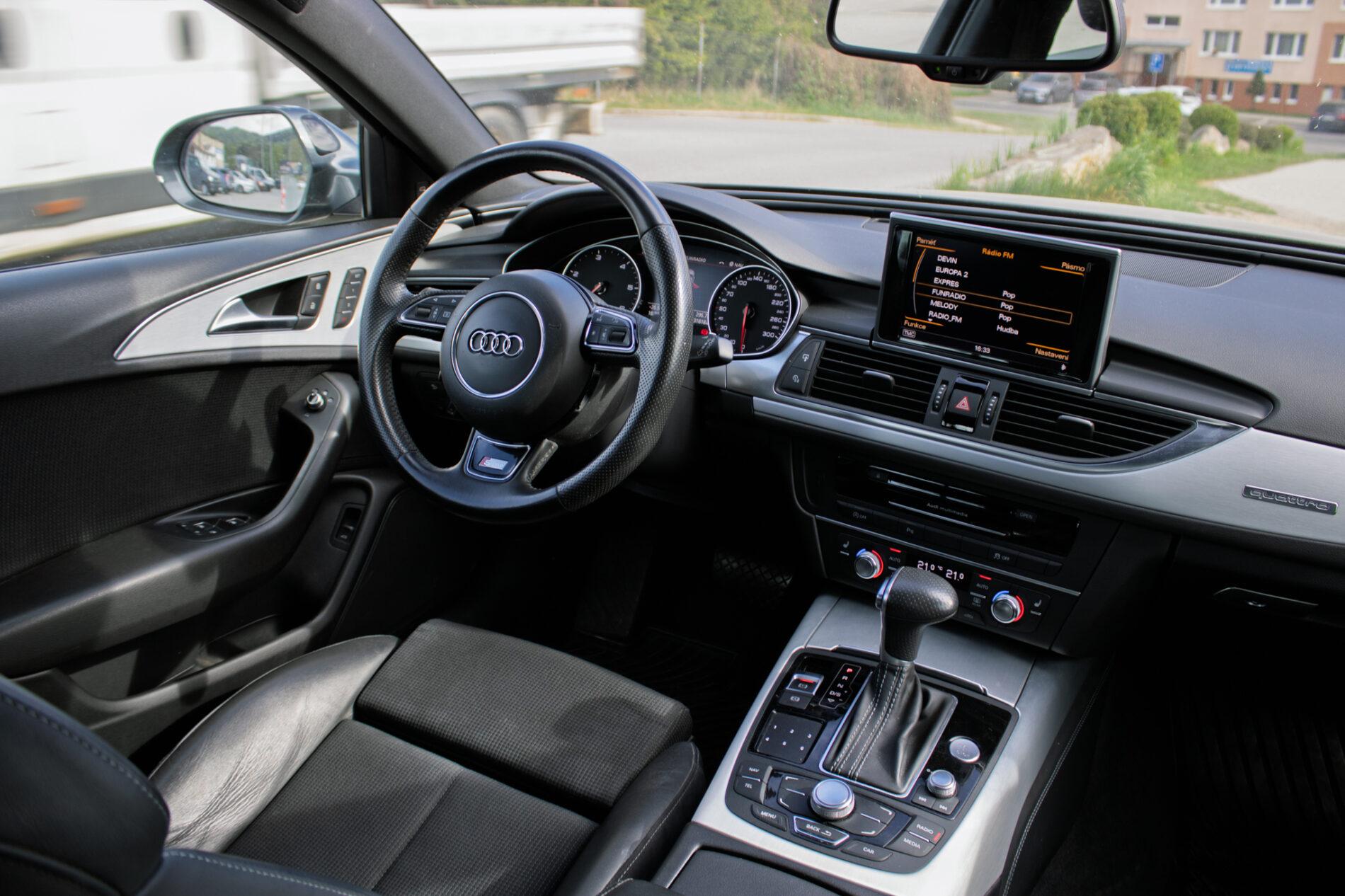 2012 AUDI A6, sivá kombi, 131 618 km