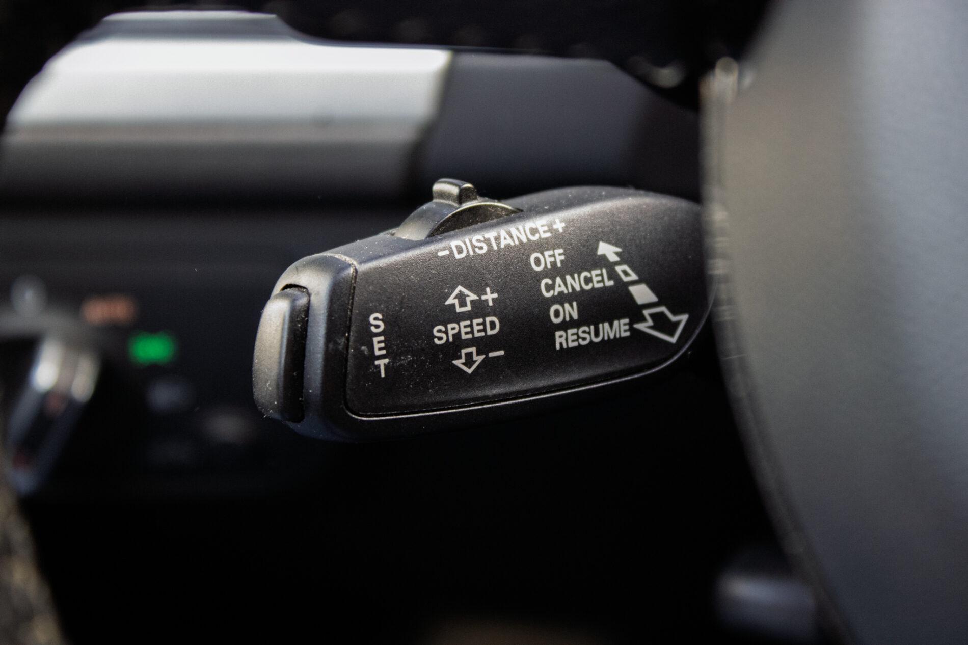 2012 AUDI A6, sivá kombi, 131 618 km