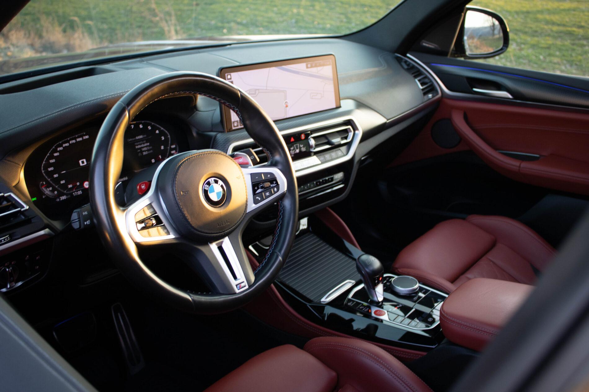 2022 BMW X3 M, sivá suv, 64 066 km