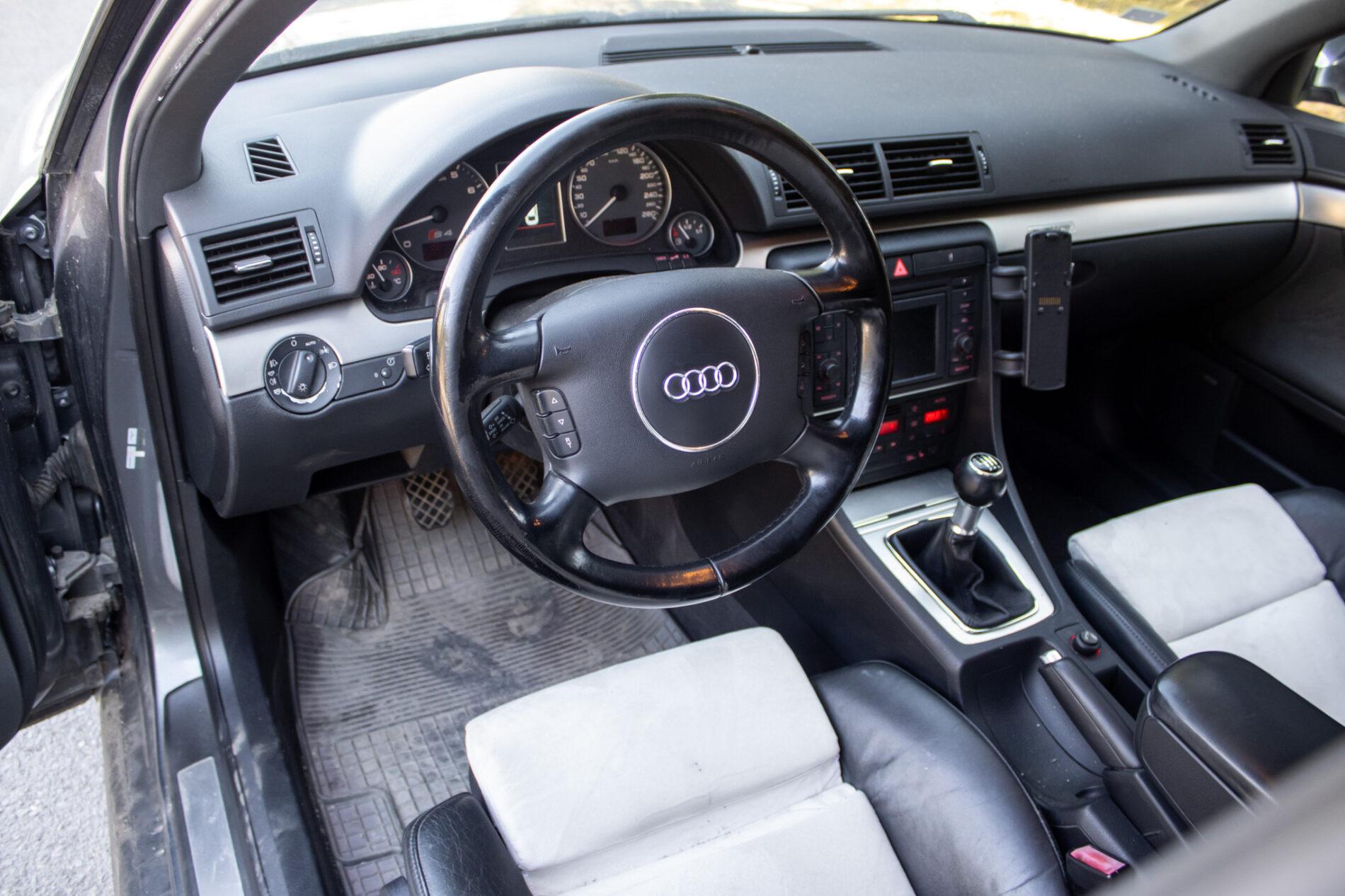 2004 AUDI S4, sivá kombi, 234 814 km