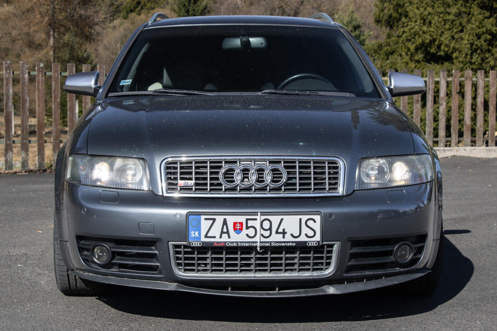 2004 AUDI S4, sivá kombi, 234 814 km