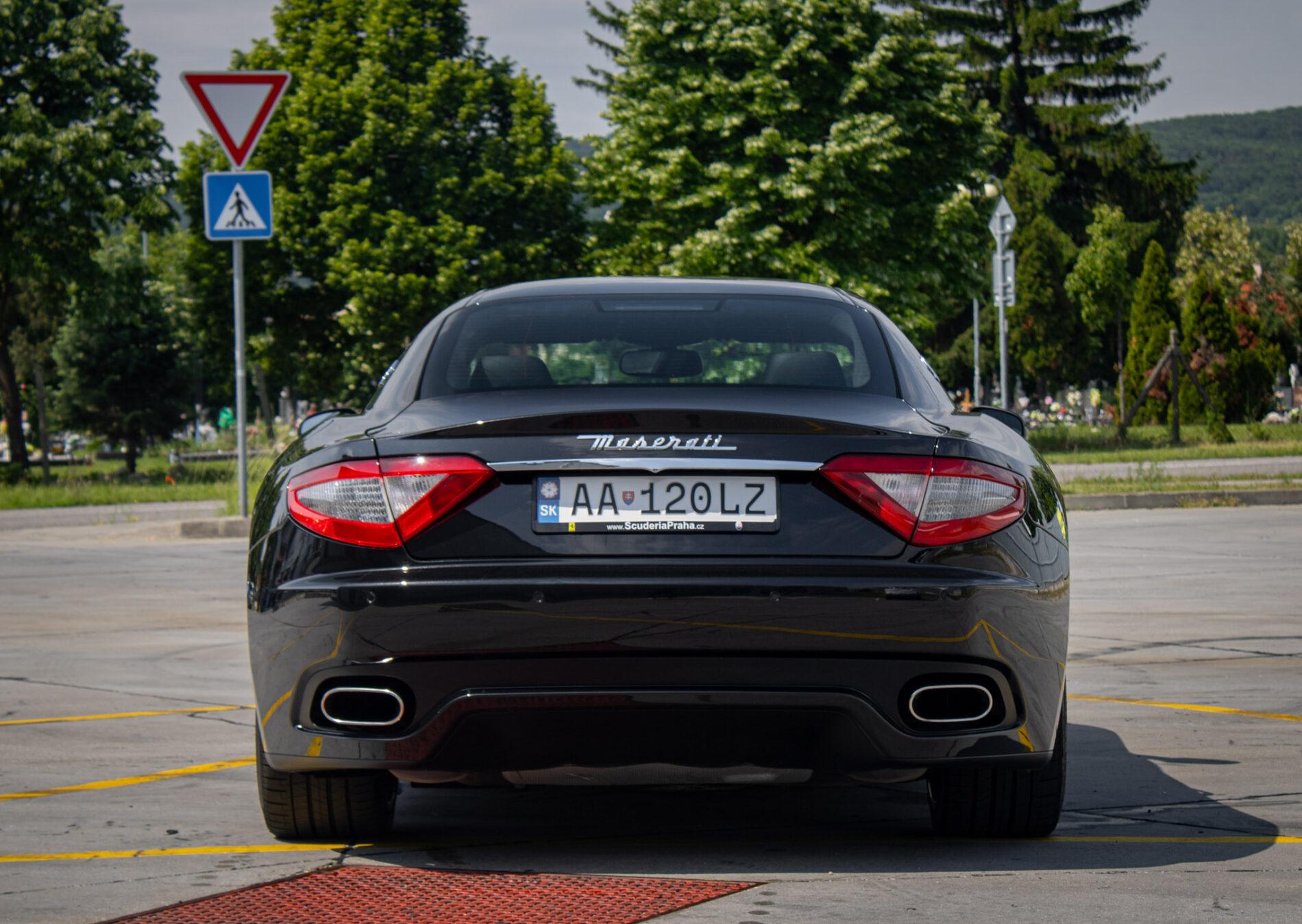 2008 Maserati GranTurismo, čierna kupé, 51 007 km