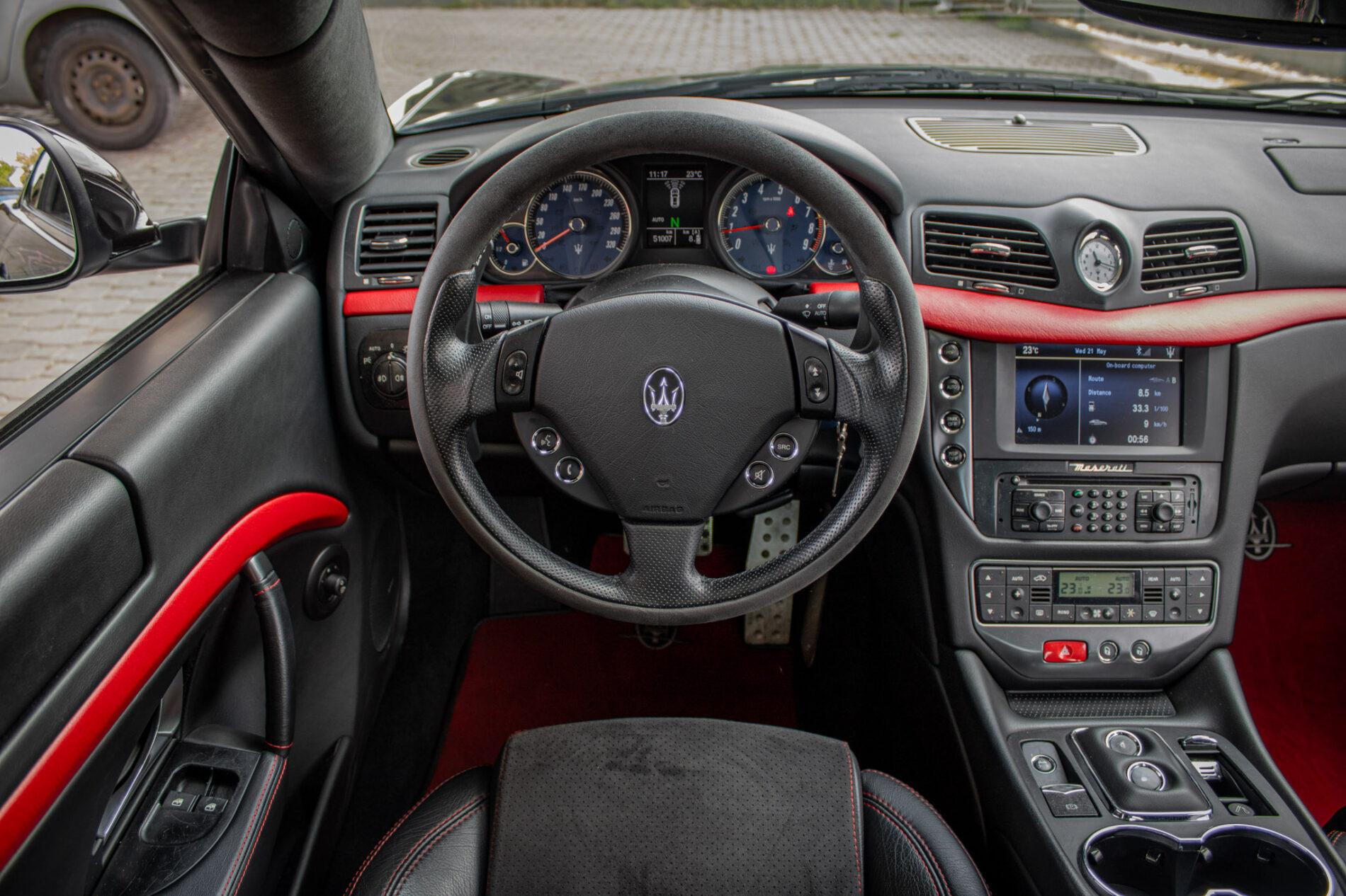 2008 Maserati GranTurismo, čierna kupé, 51 007 km