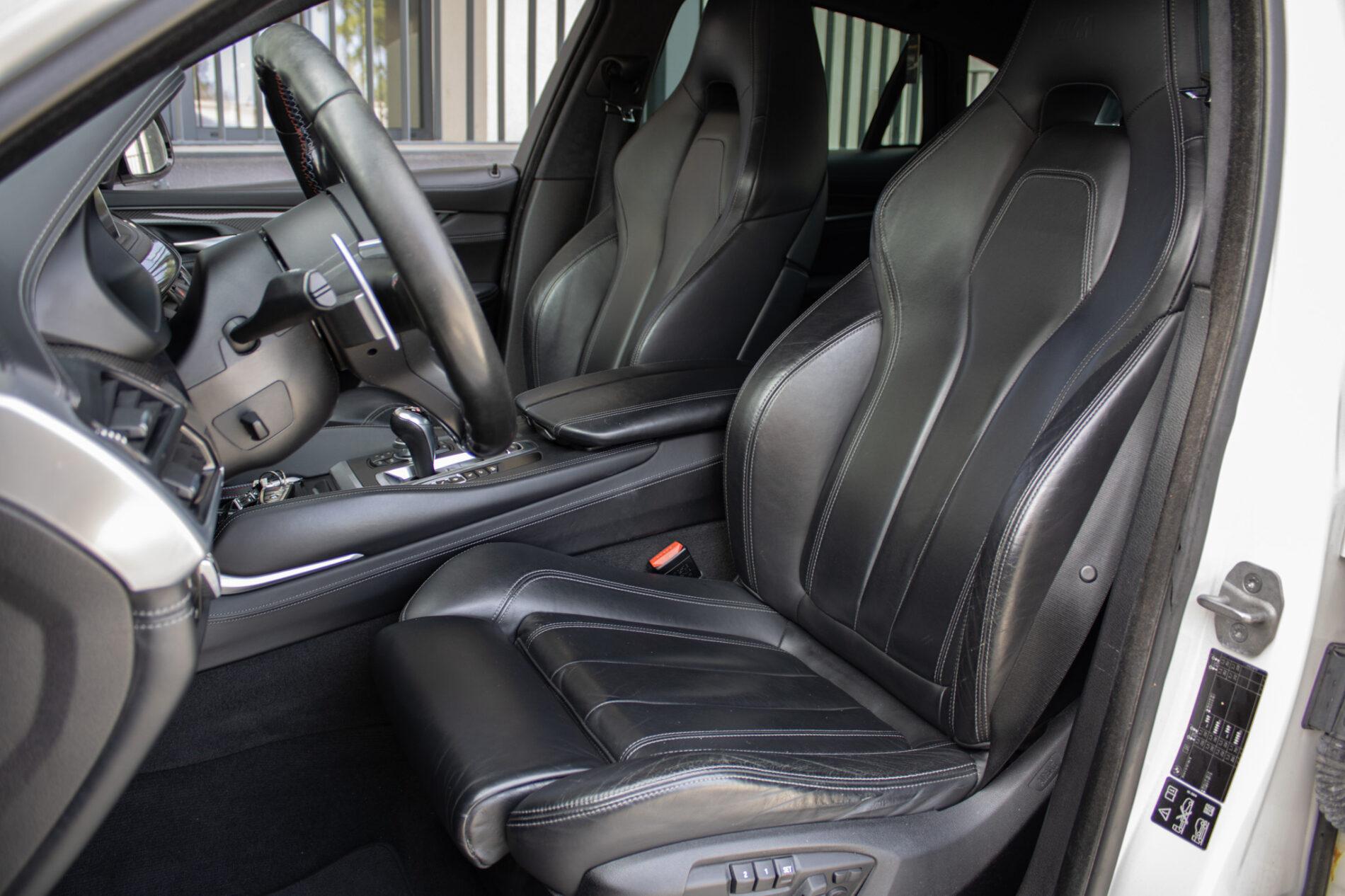 2016 BMW X6 M, biela suv, 227 553 km