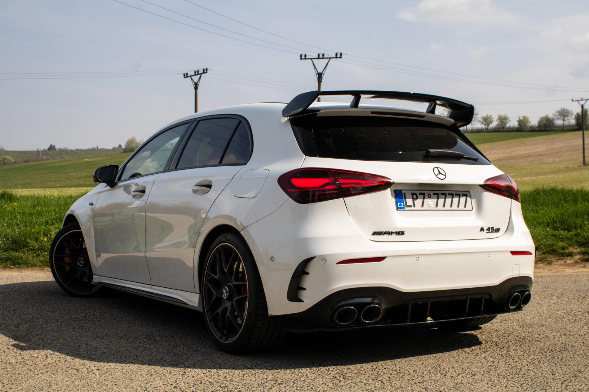 2024 Mercedes-Benz A 45 AMG S, biela hatchback, 6 500 km