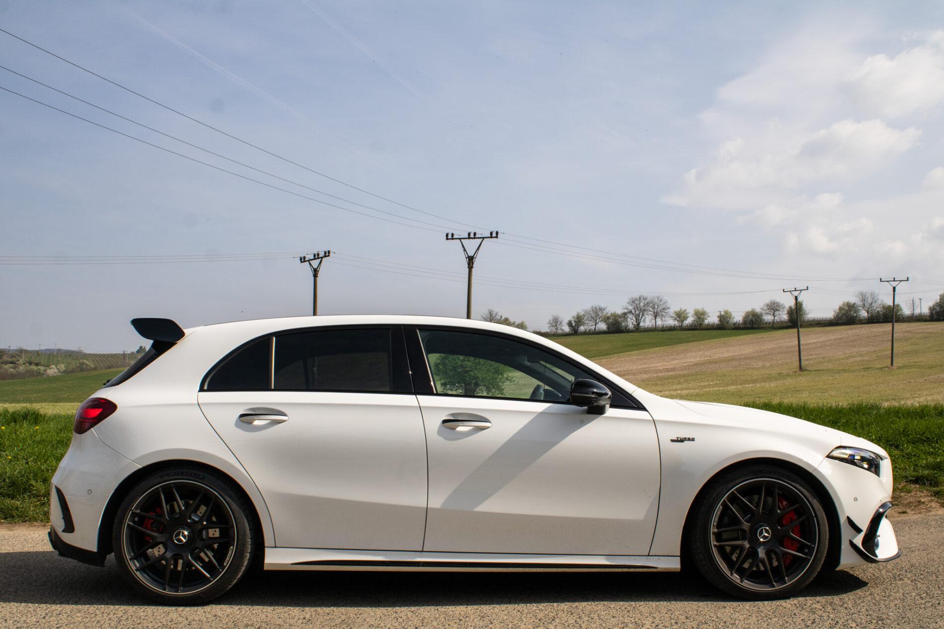 2024 Mercedes-Benz A 45 AMG S, biela hatchback, 6 500 km