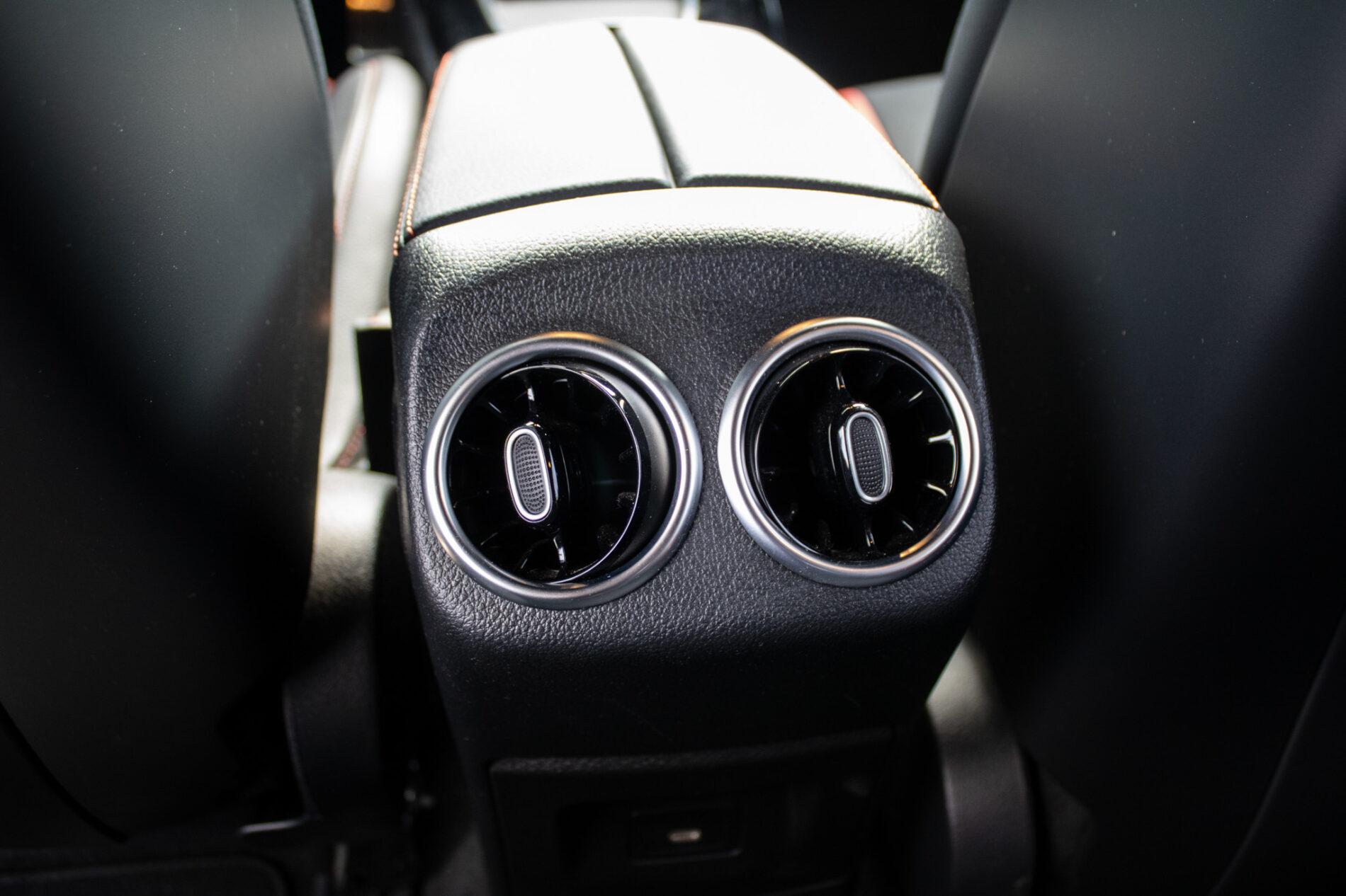 2024 Mercedes-Benz A 45 AMG S, biela hatchback, 6 500 km