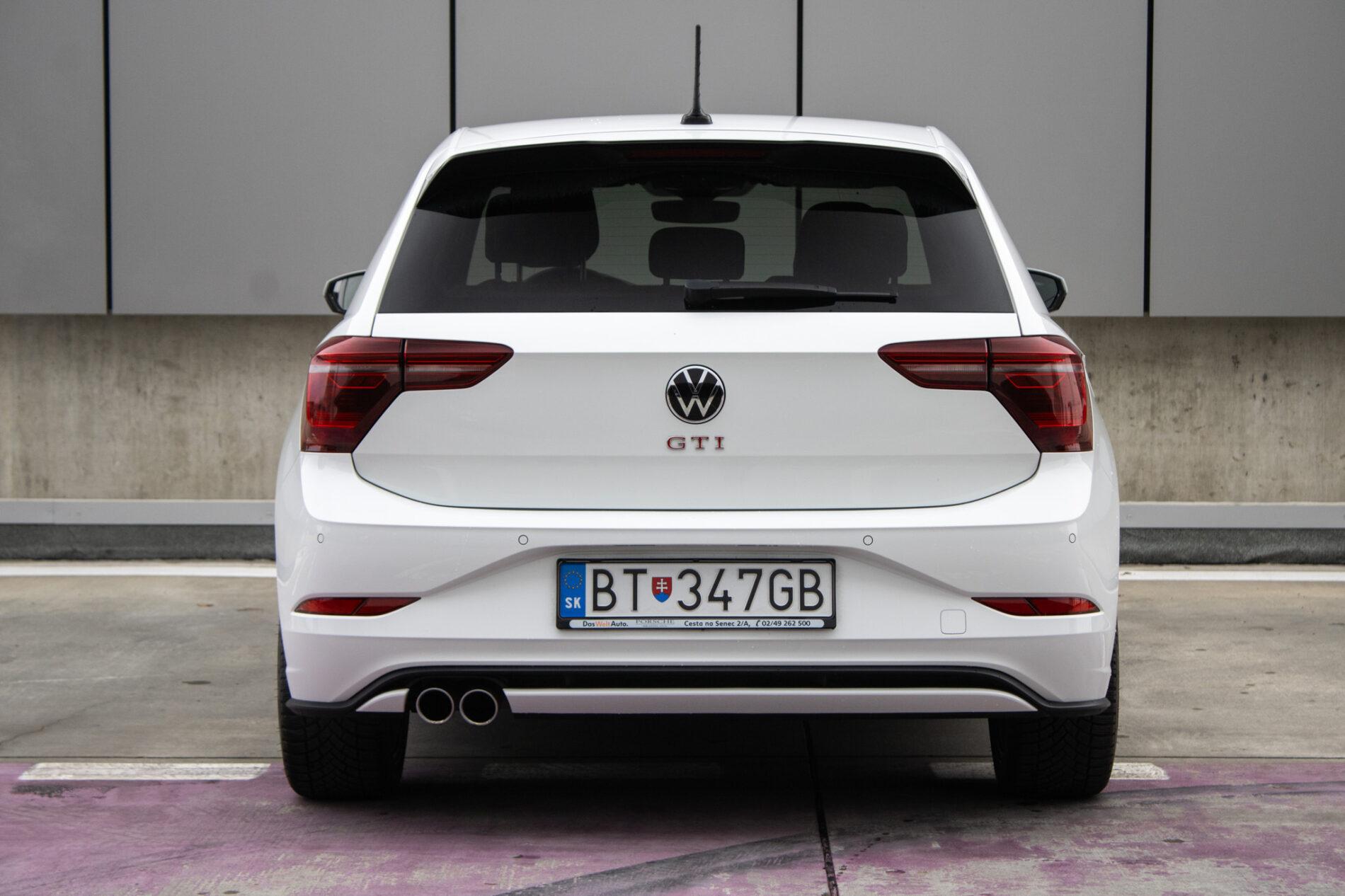 2022 Volkswagen Polo GTI, biela hatchback, 53 706 km
