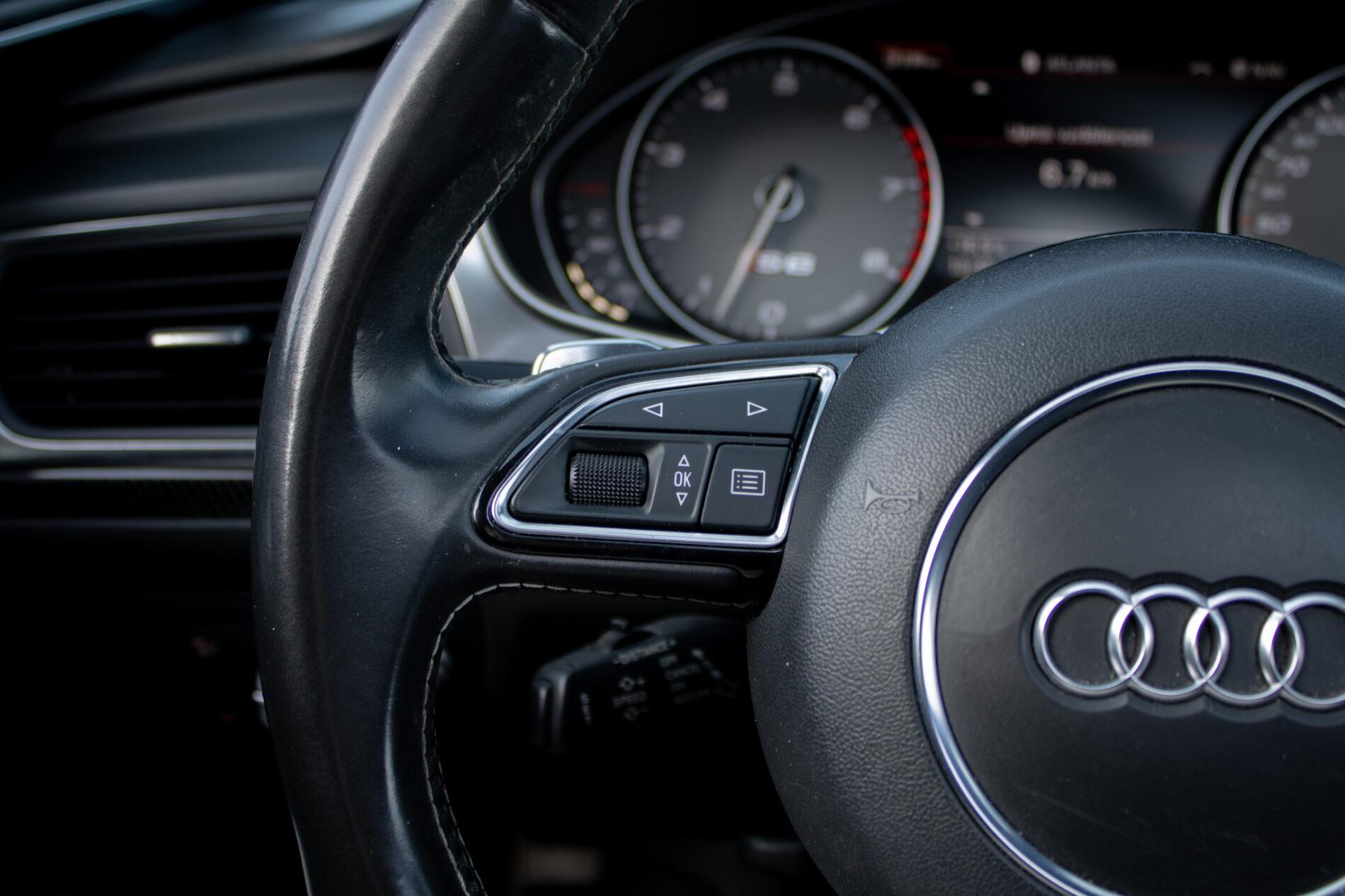2013 AUDI S6, modrá sedan, 163 590 km