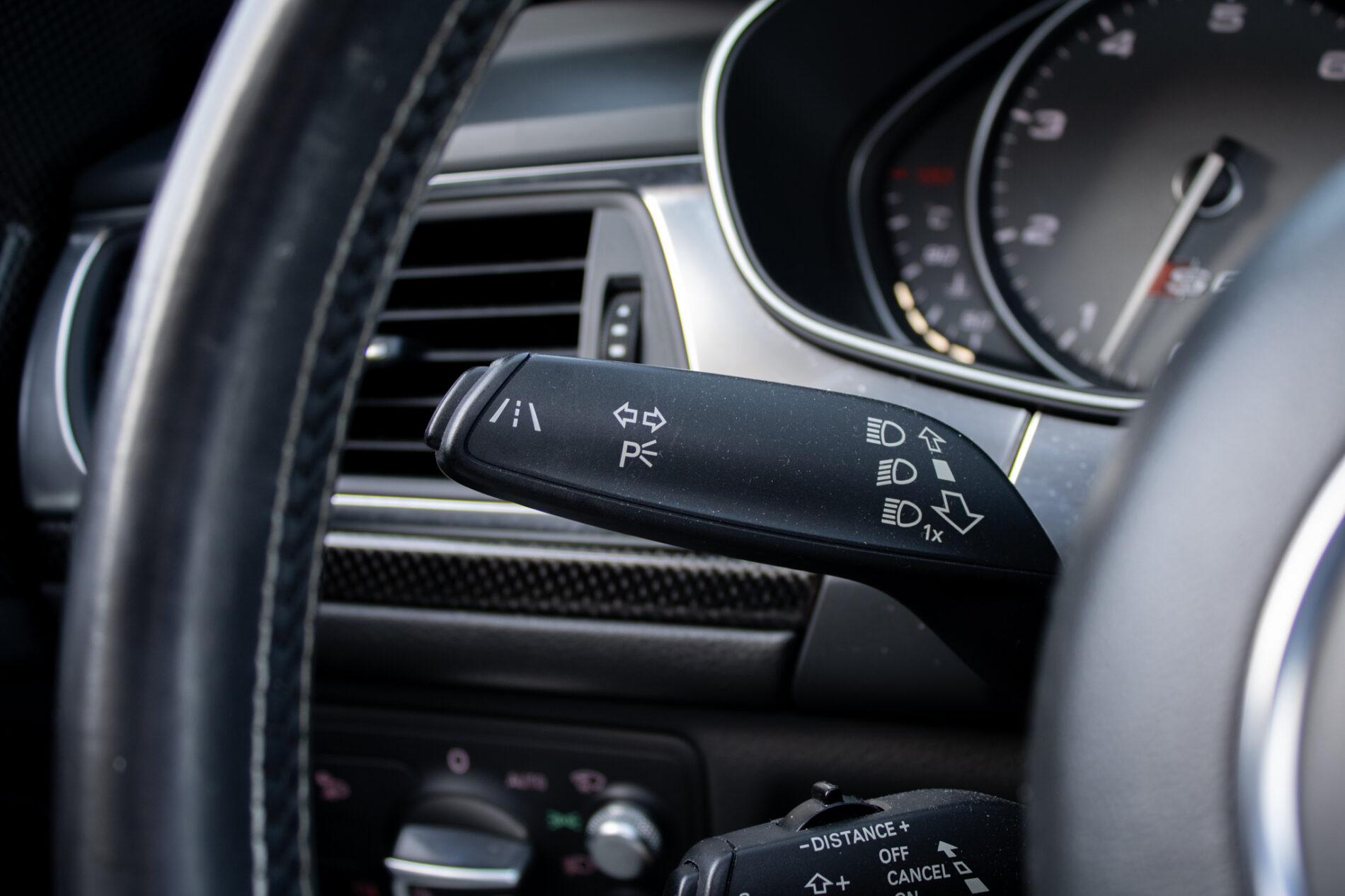 2013 AUDI S6, modrá sedan, 163 590 km