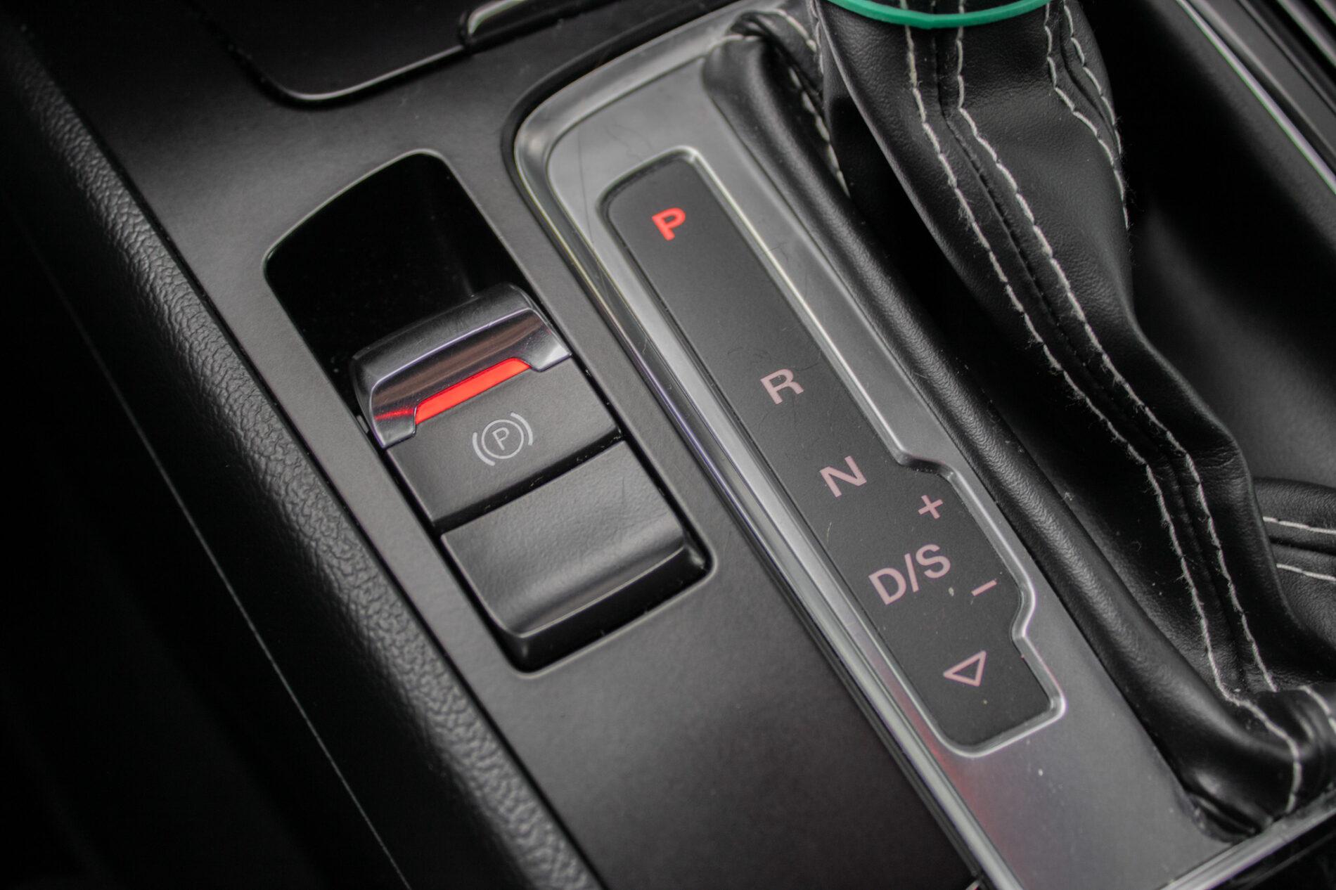 2016 AUDI A5, biela hatchback, 194 000 km