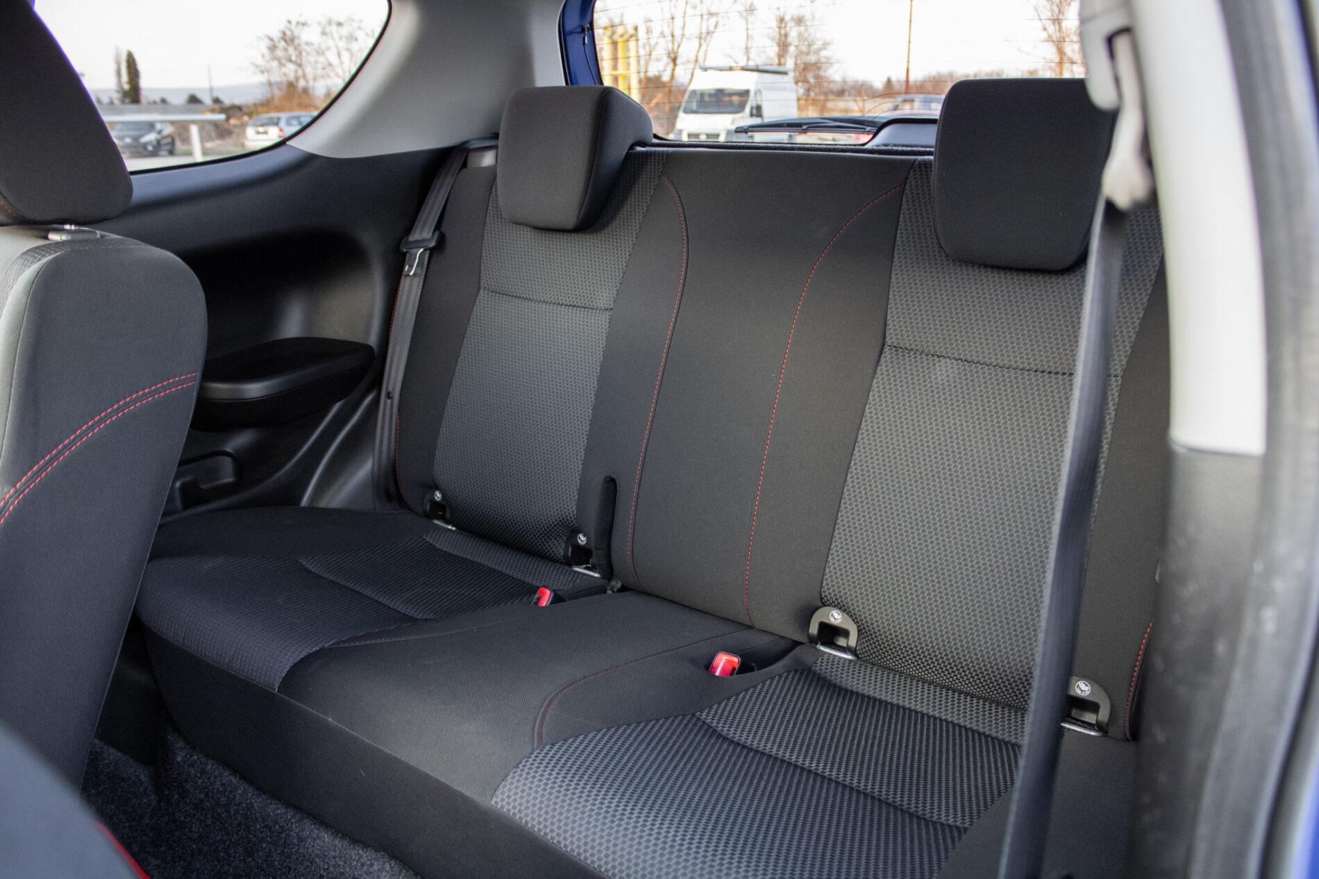 2016 Suzuki Swift Sport, modrá hatchback, 97 653 km