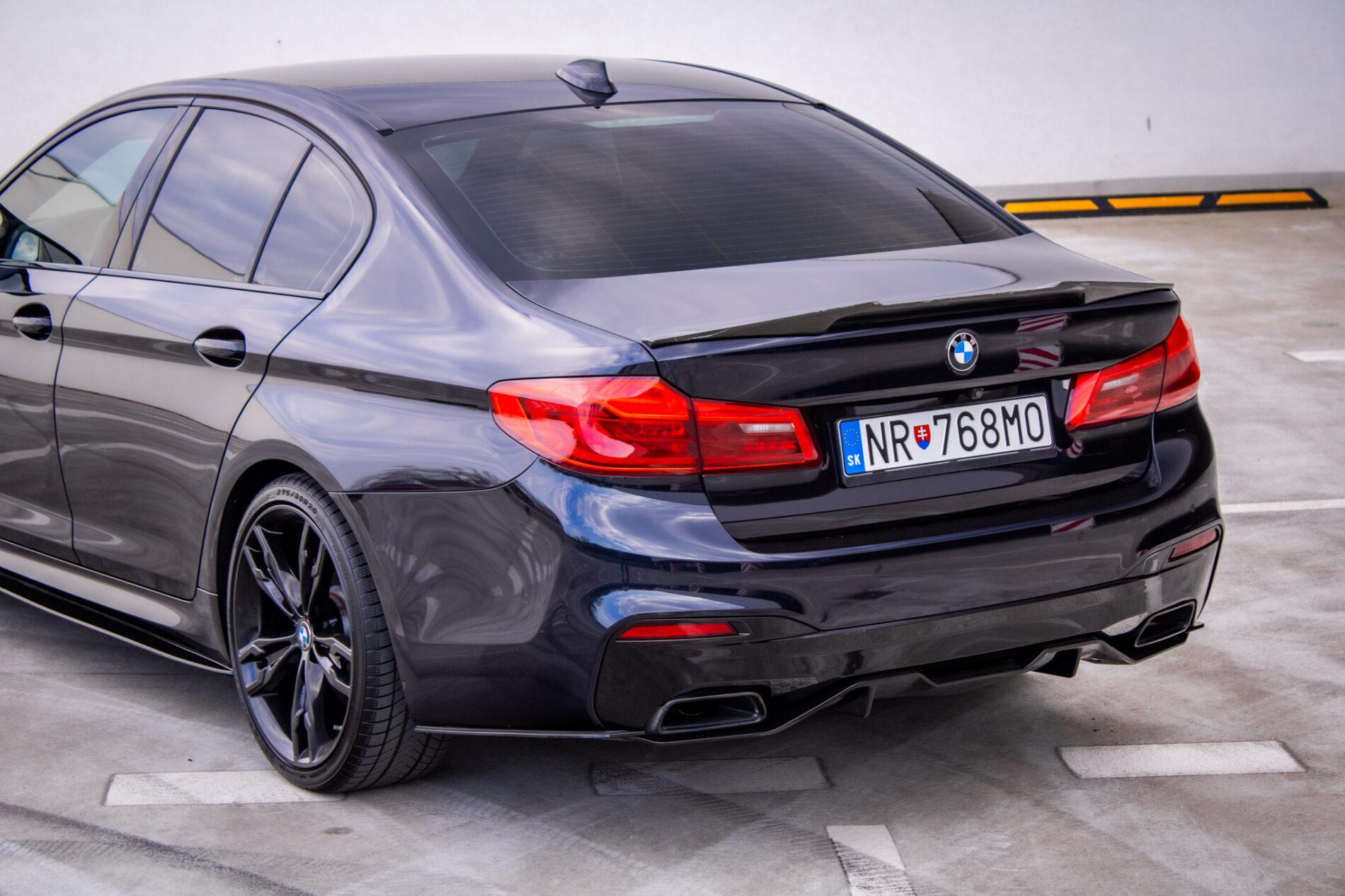 2019 BMW M550d, čierna sedan, 239 000 km