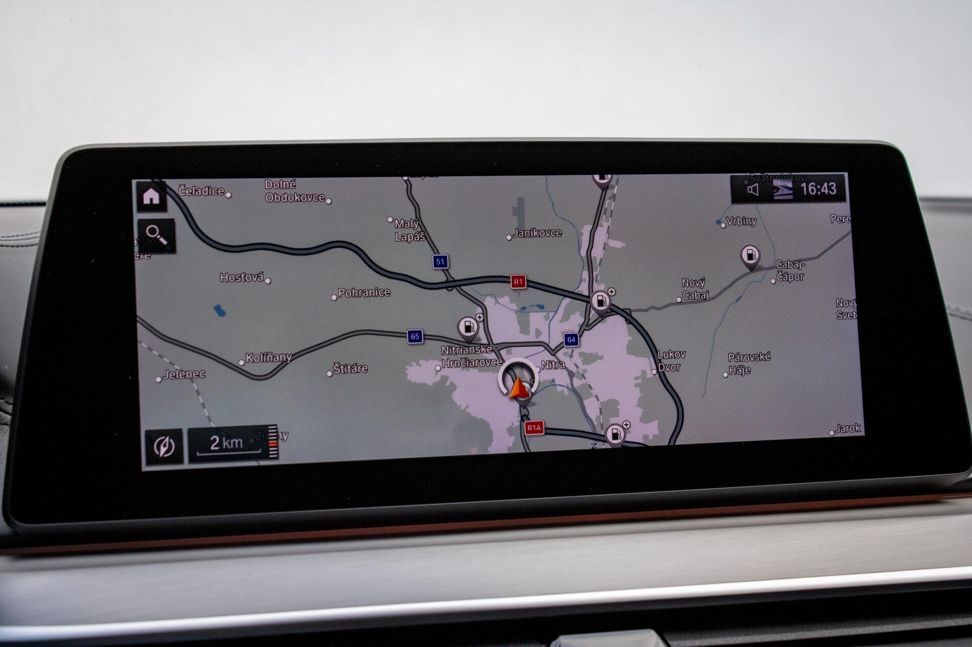 2019 BMW M550d, čierna sedan, 239 000 km