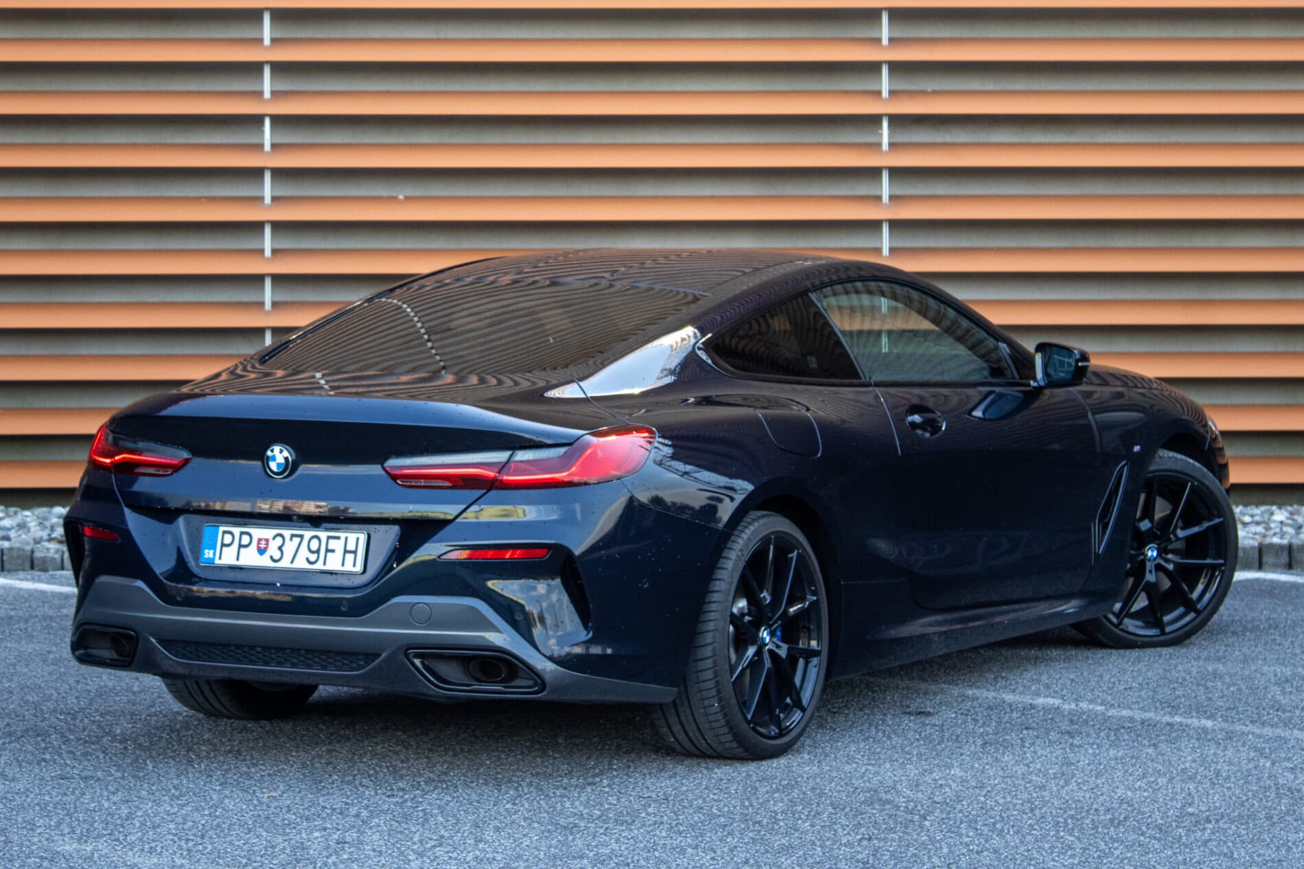 2020 BMW 840d, čierna kupé, 75 000 km