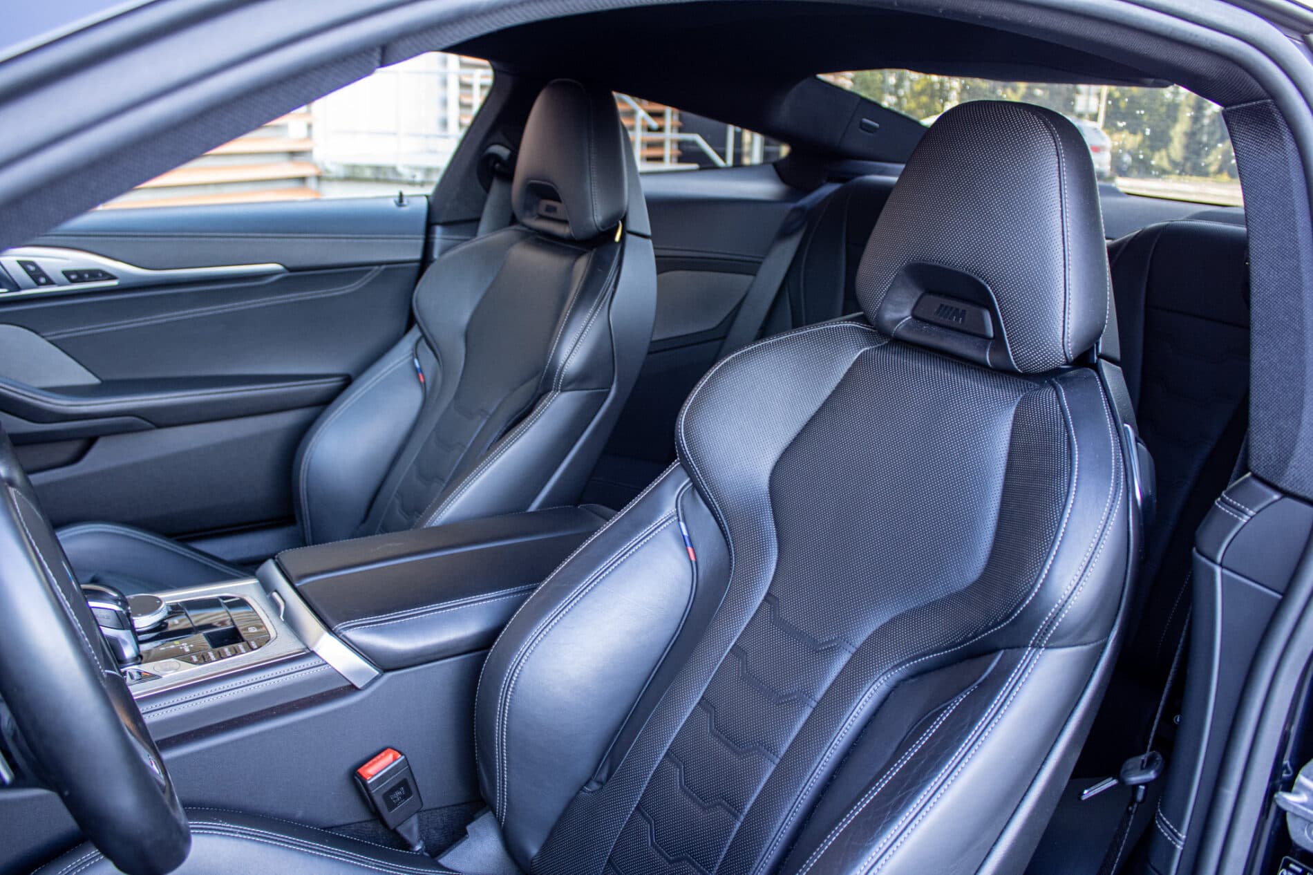 2020 BMW 840d, čierna kupé, 75 000 km