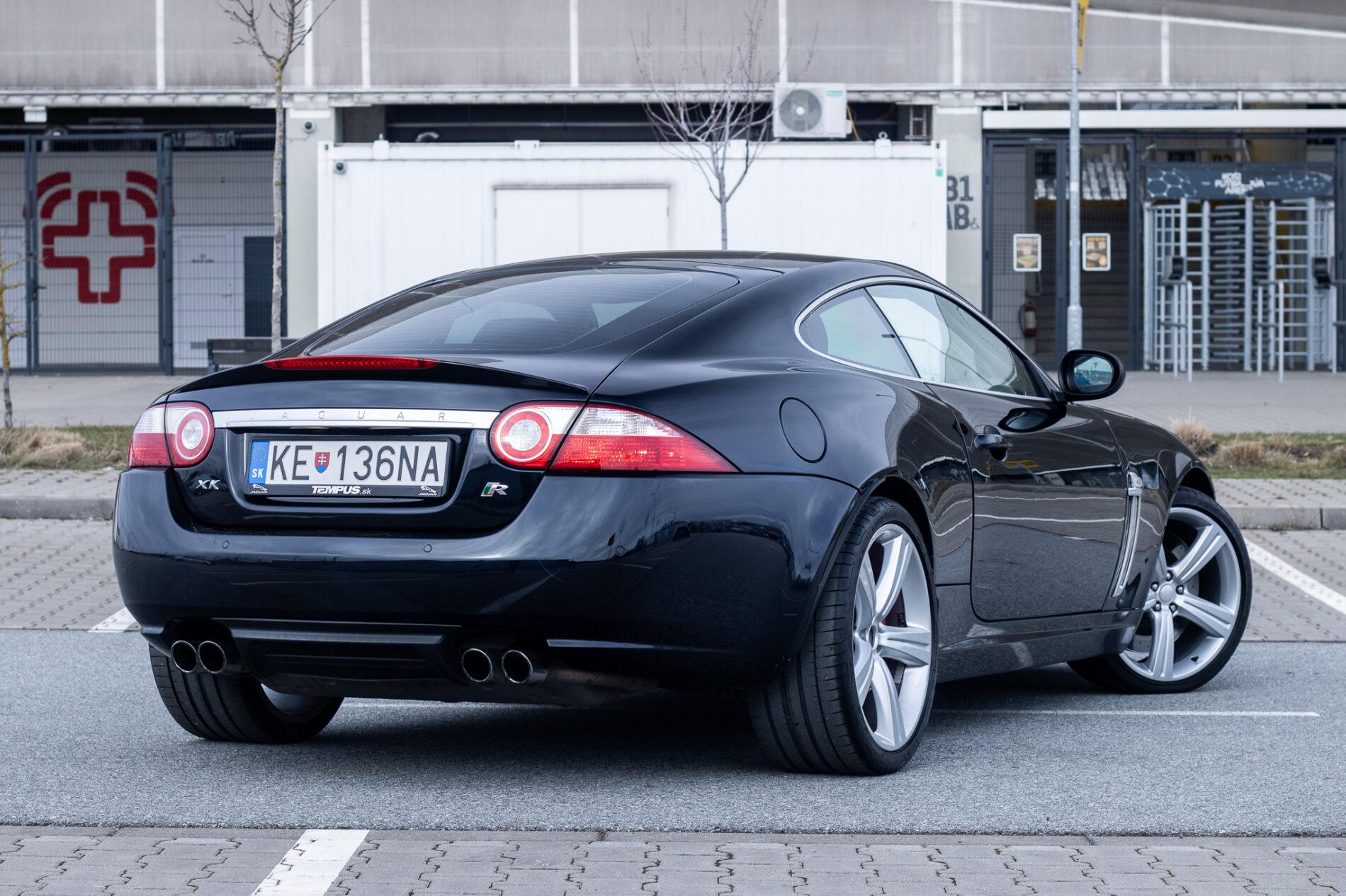 2007 Jaguar XKR, čierna kupé, 178 476 km