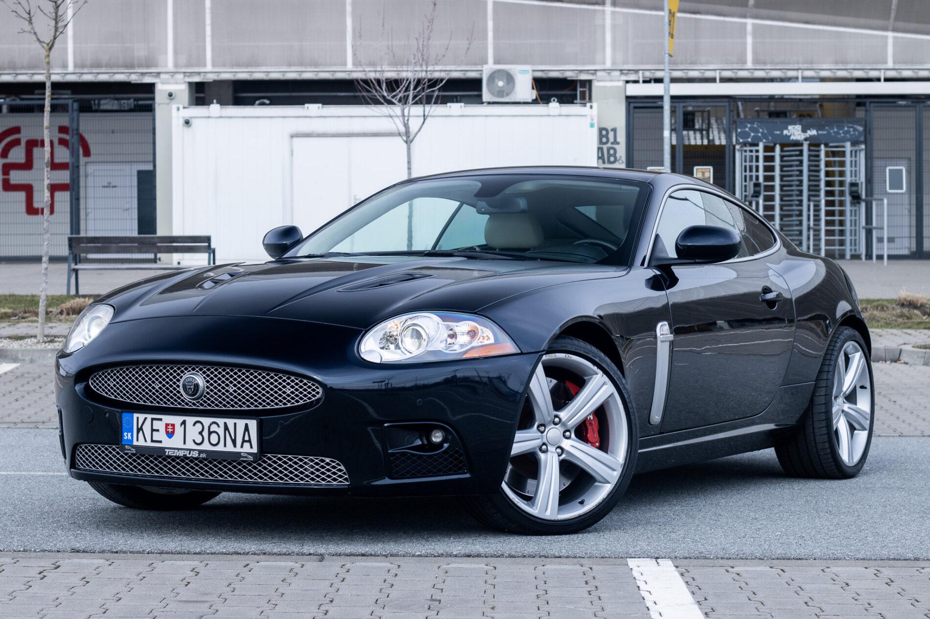 2007 Jaguar XKR, čierna kupé, 178 476 km