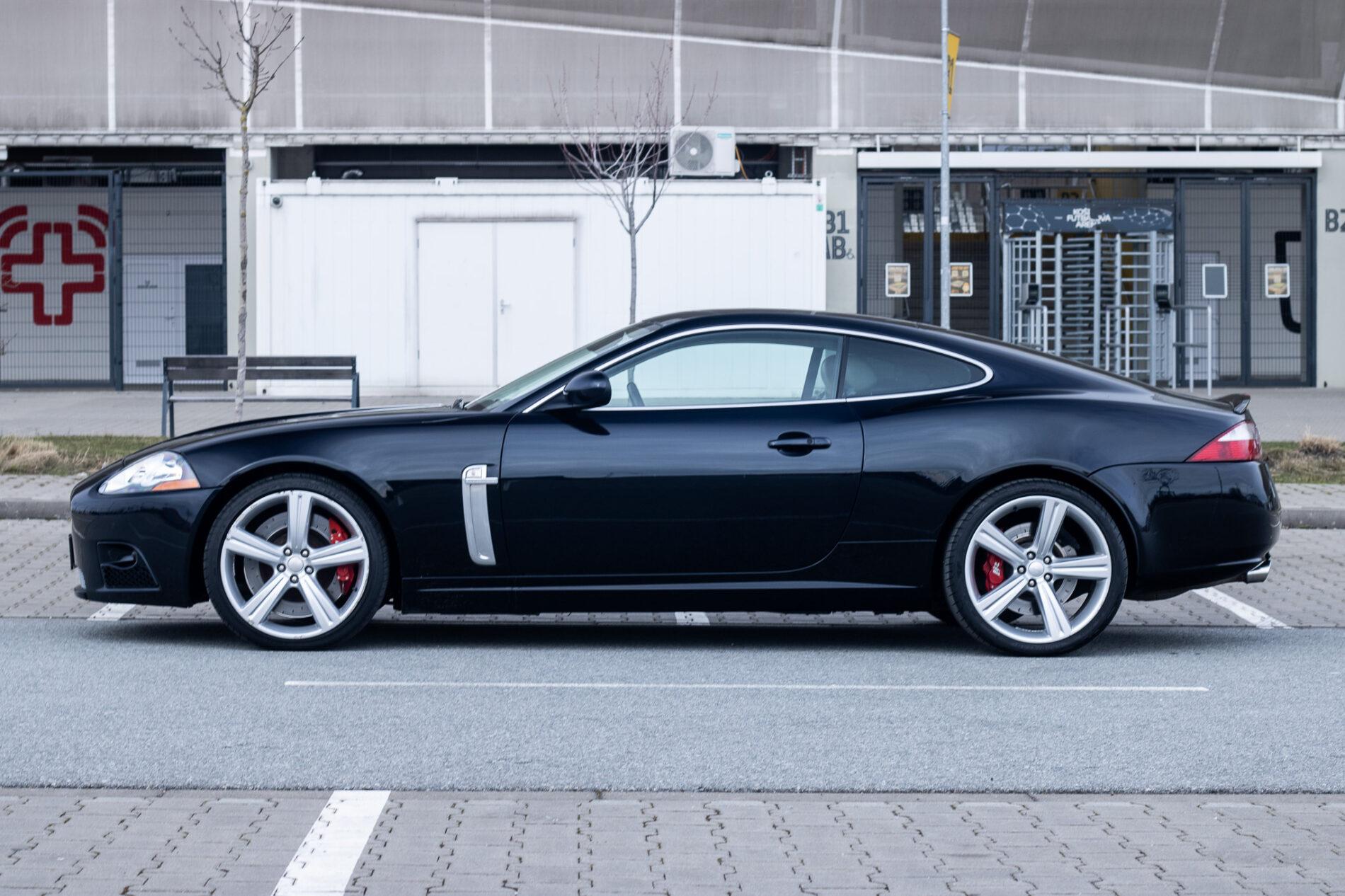 2007 Jaguar XKR, čierna kupé, 178 476 km