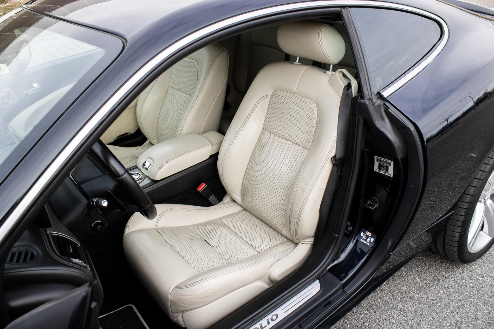 2007 Jaguar XKR, čierna kupé, 178 476 km