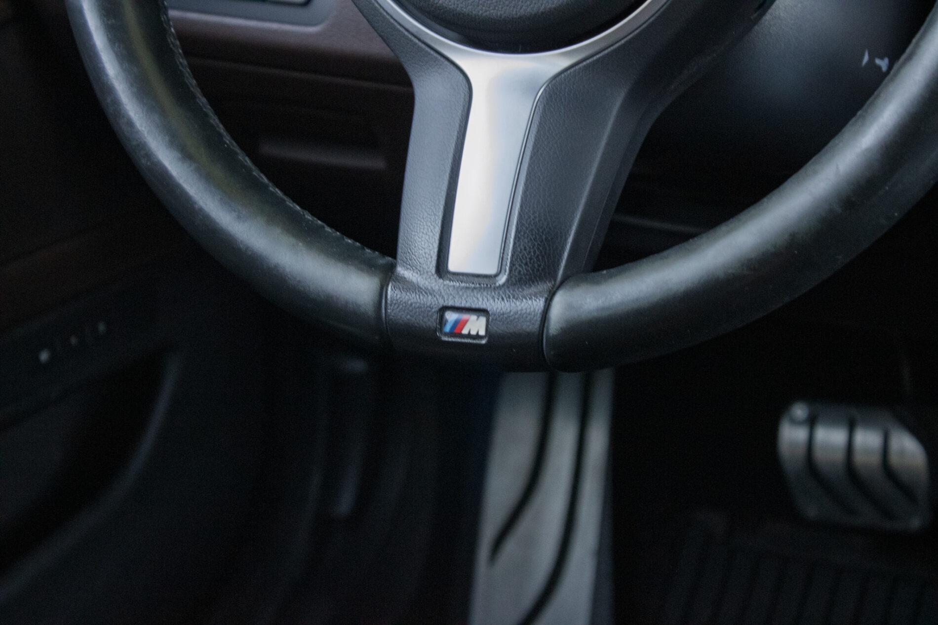 2016 BMW 535i, modrá sedan, 158 386 km