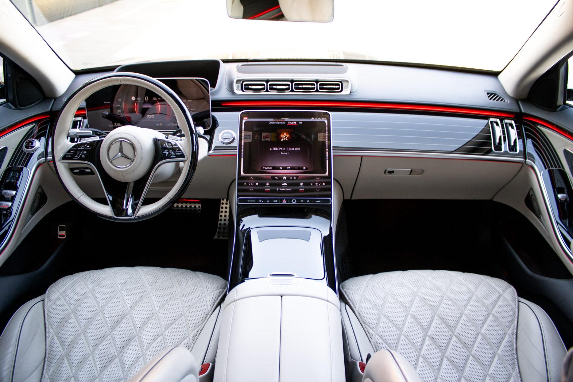 2022 Mercedes-Benz S 400d, červená sedan, 150 861 km