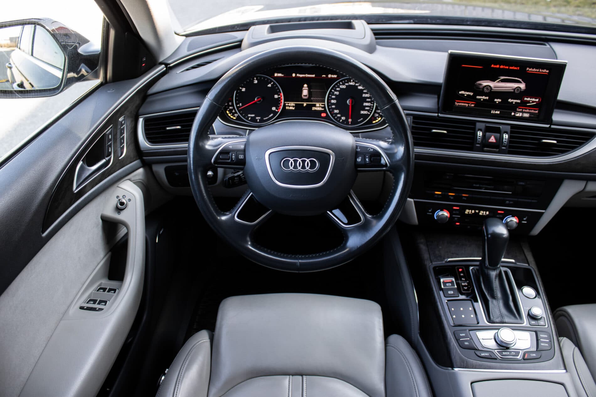 2017 AUDI A6, čierna kombi, 274 353 km