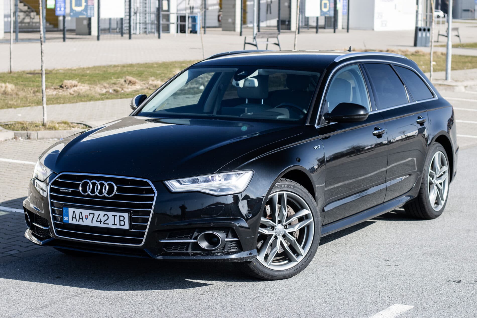 2017 AUDI A6, čierna kombi, 274 353 km