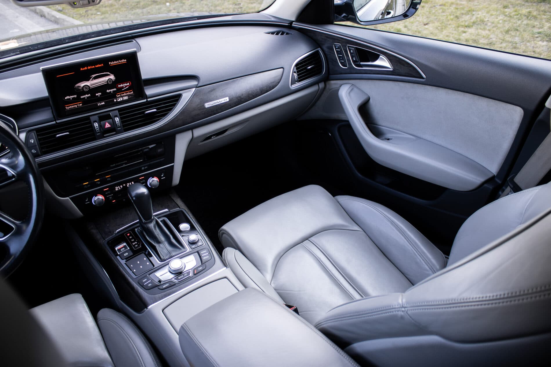 2017 AUDI A6, čierna kombi, 274 353 km