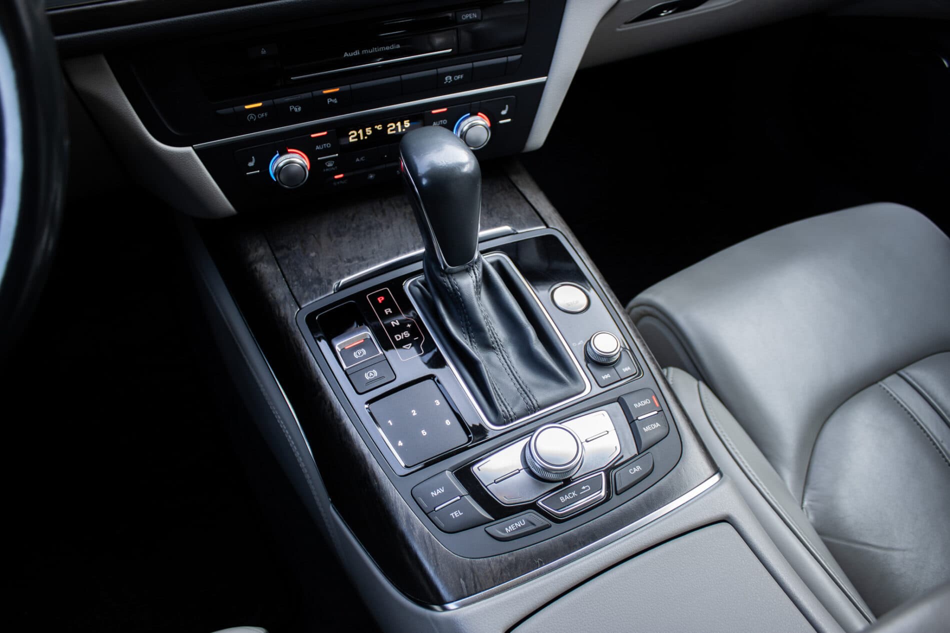 2017 AUDI A6, čierna kombi, 274 353 km