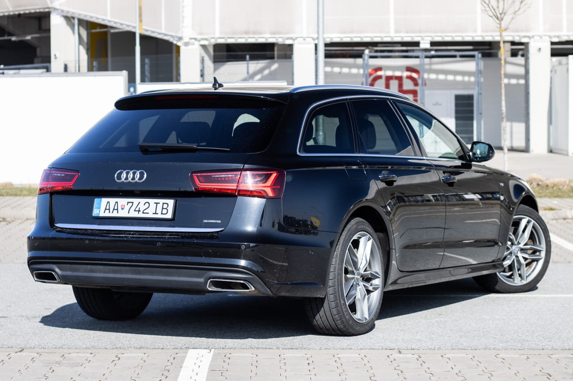 2017 AUDI A6, čierna kombi, 274 353 km