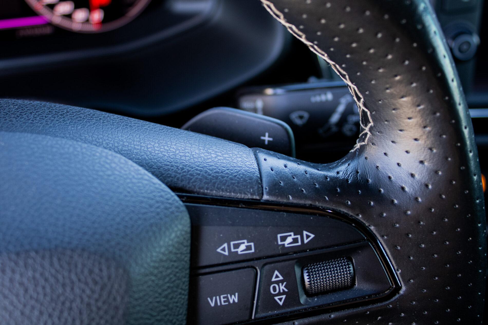2018 Seat Leon Cupra, čierna kombi, 219 326 km