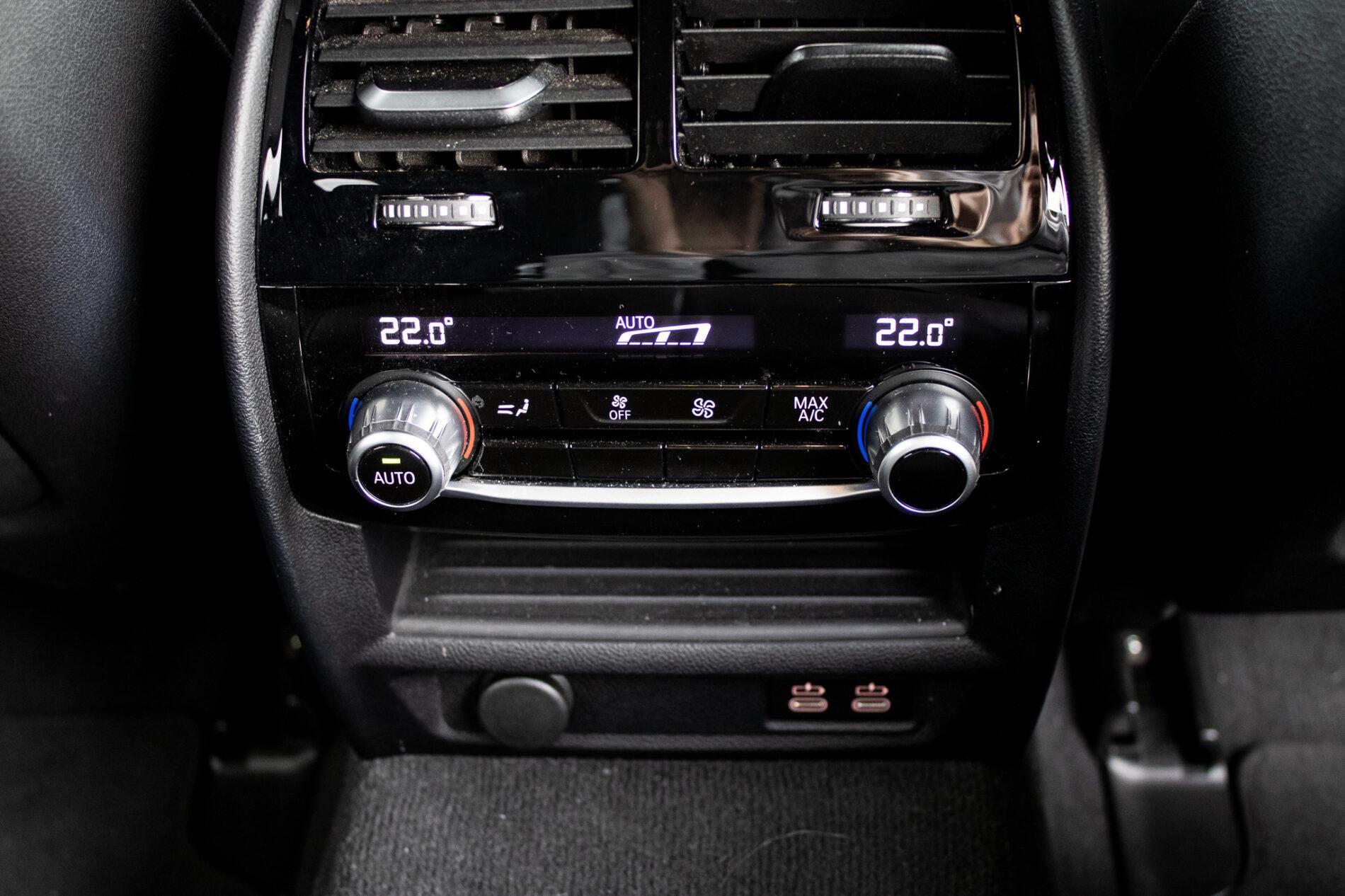 2023 BMW 540d, béžová kombi, 95 383 km