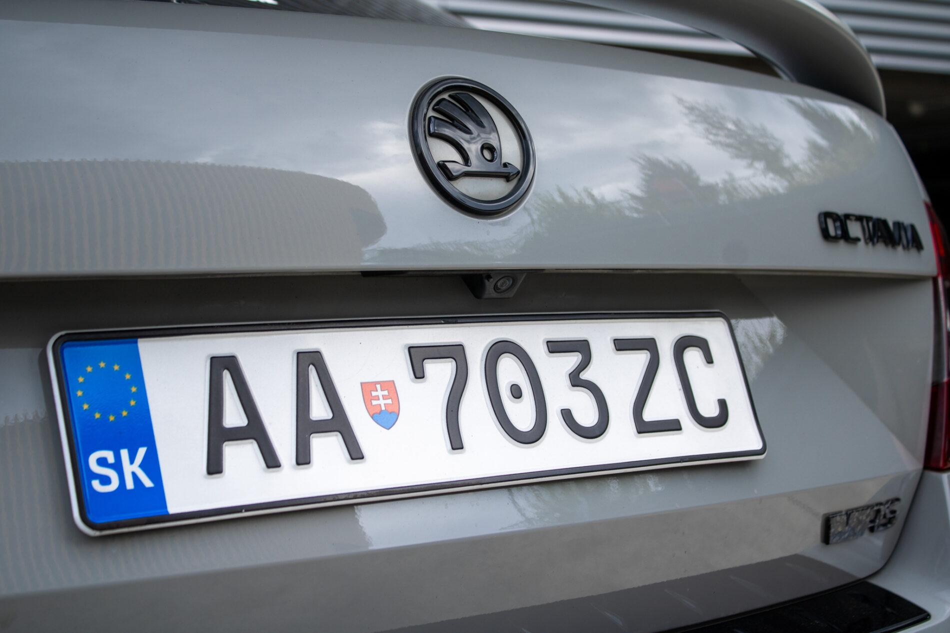 2018 Skoda Octavia RS, sivá, 83 724 km