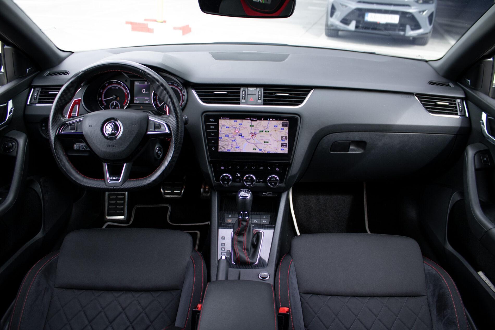 2018 Skoda Octavia RS, sivá, 83 724 km