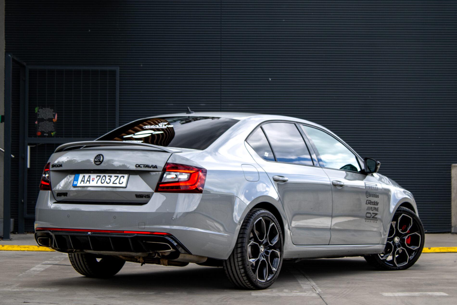2018 Skoda Octavia RS, sivá, 83 724 km