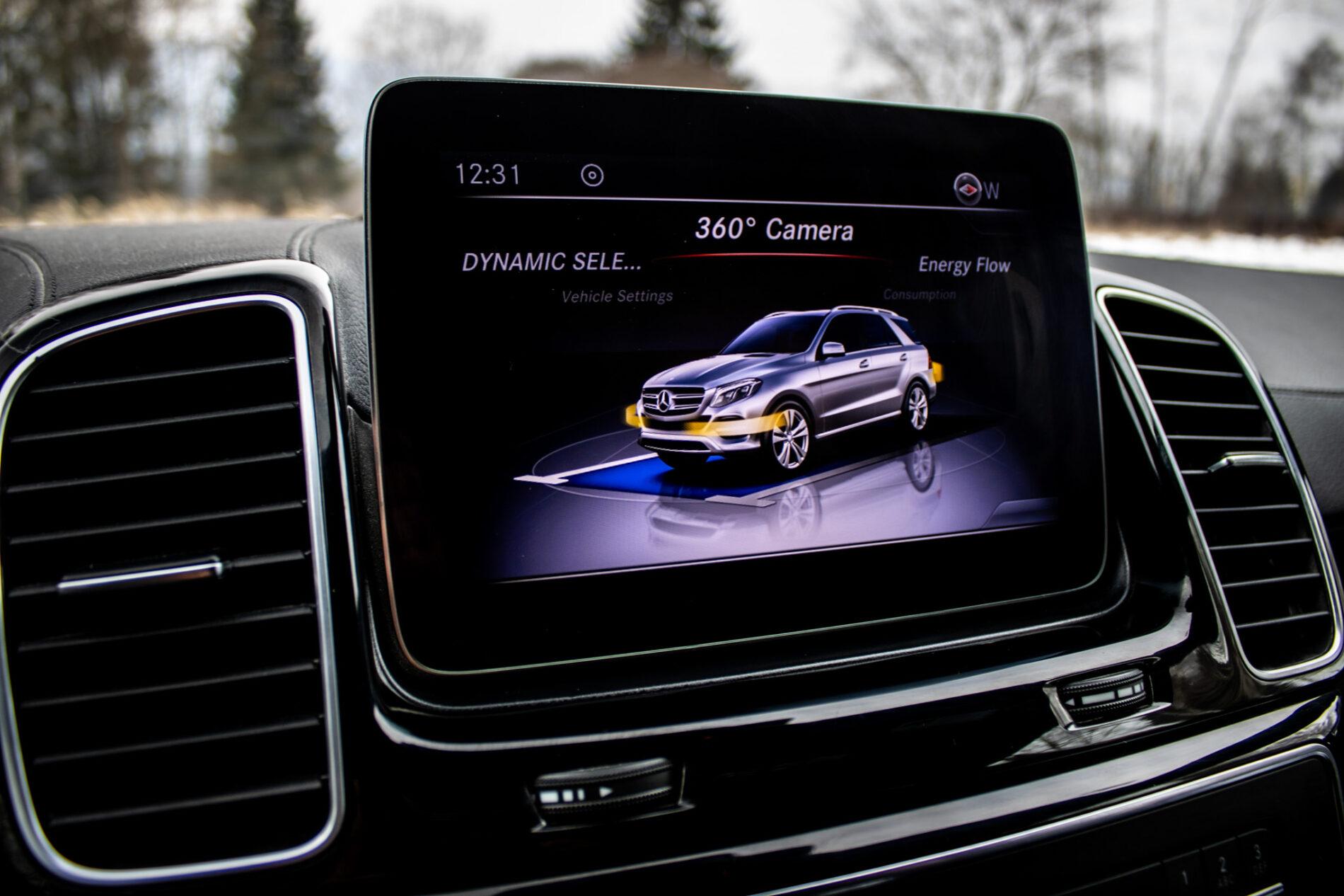 2018 Mercedes-Benz GLE 500e, sivá kombi, 71 352 km