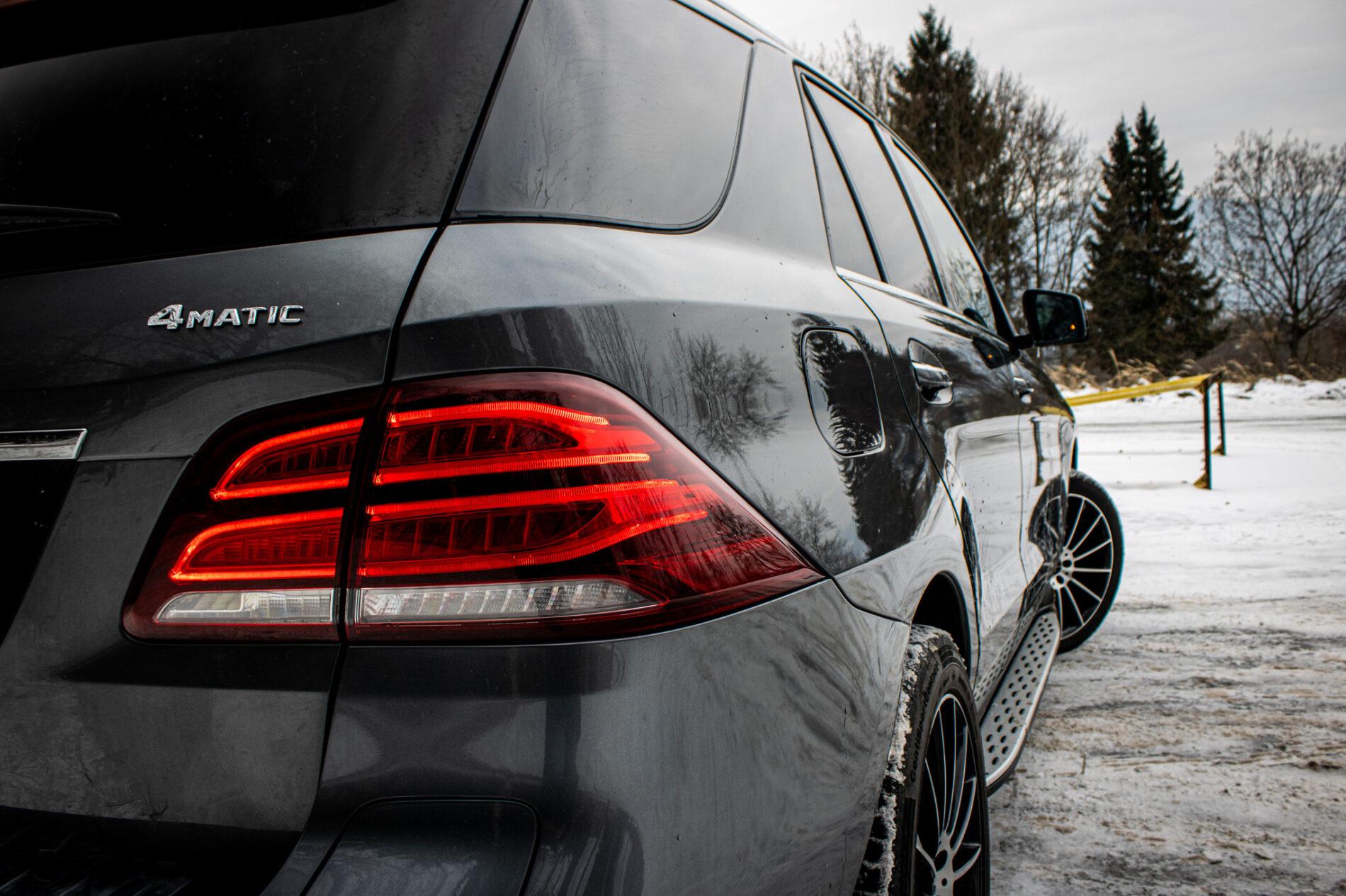 2018 Mercedes-Benz GLE 500e, sivá kombi, 71 352 km