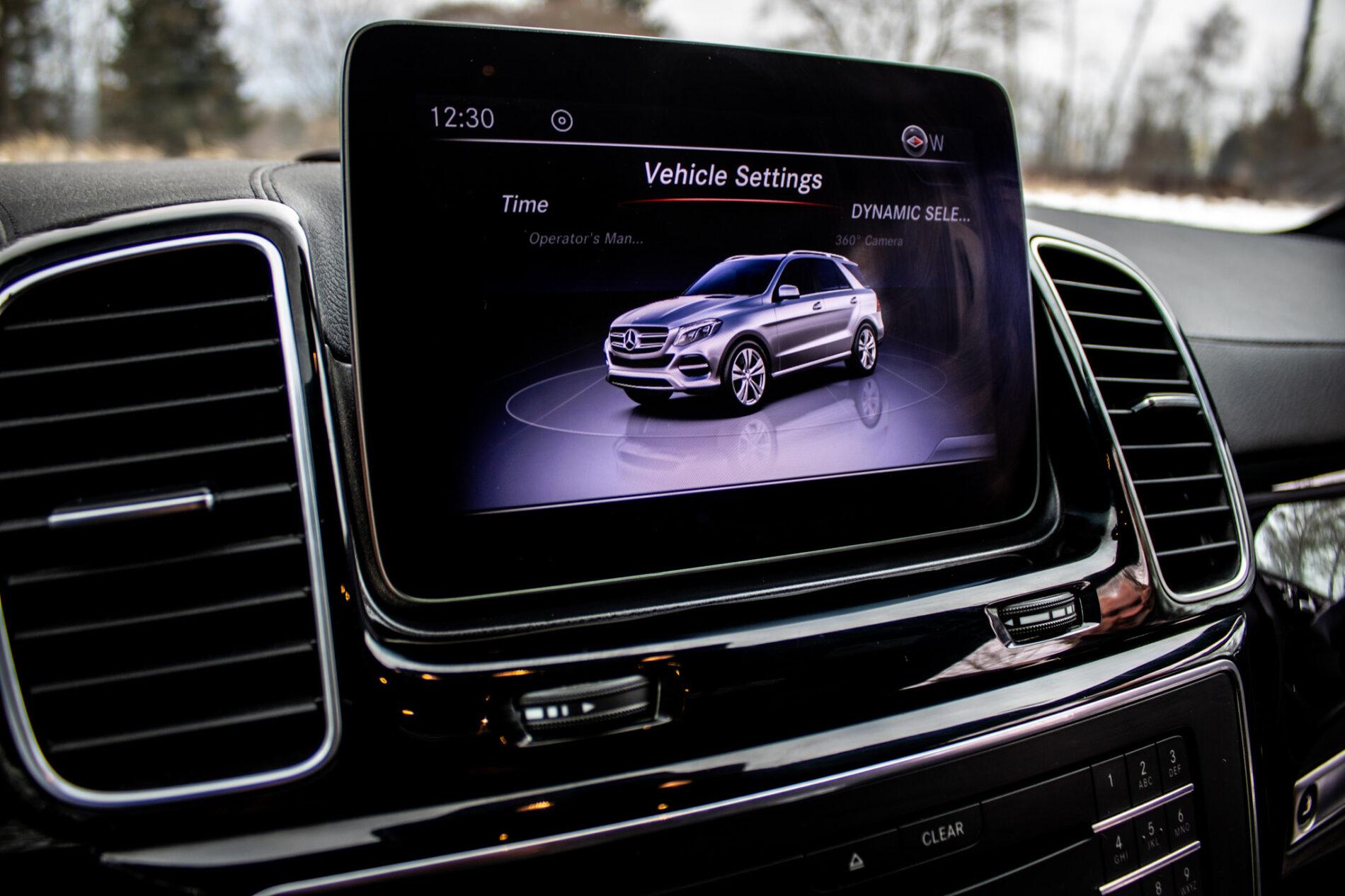 2018 Mercedes-Benz GLE 500e, sivá kombi, 71 352 km