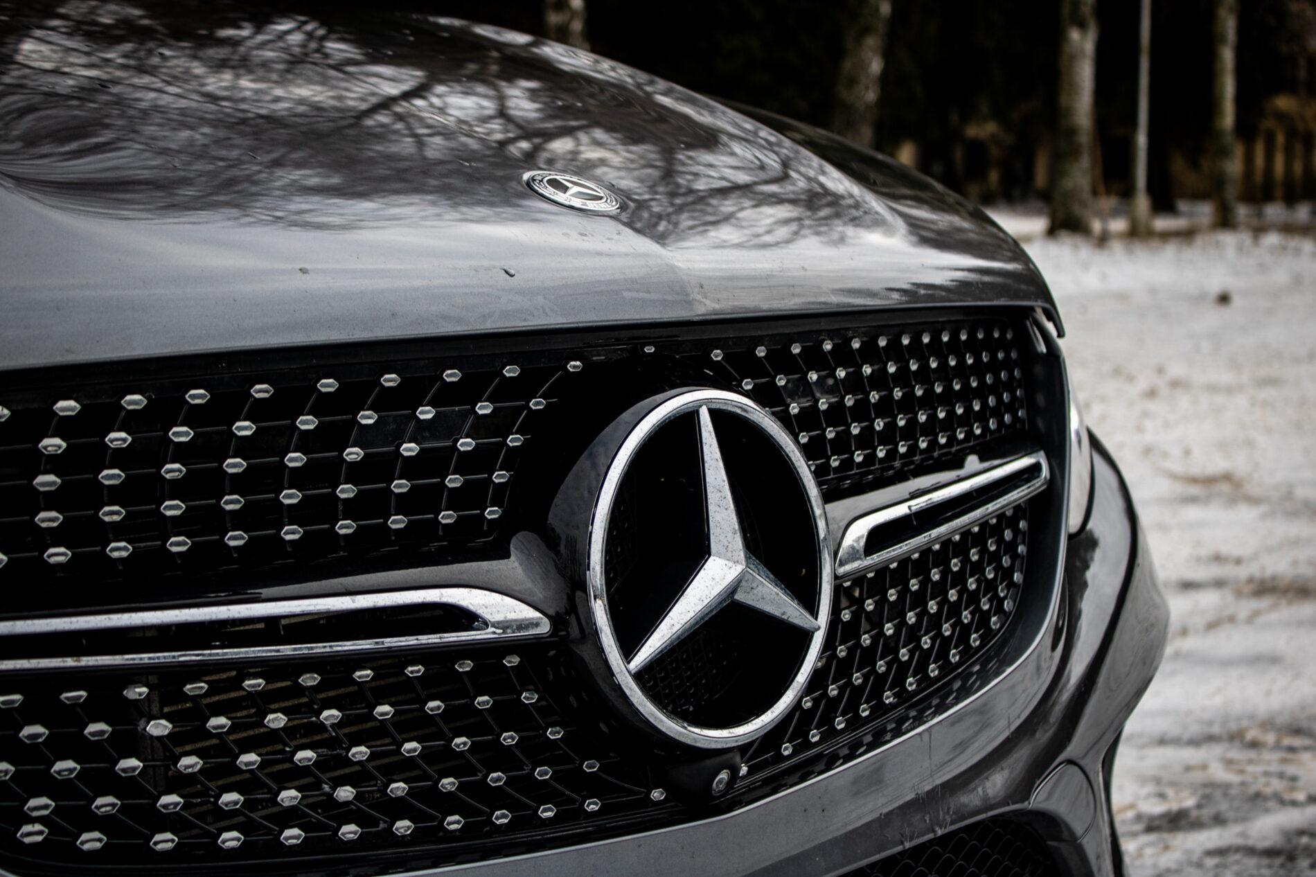 2018 Mercedes-Benz GLE 500e, sivá kombi, 71 352 km