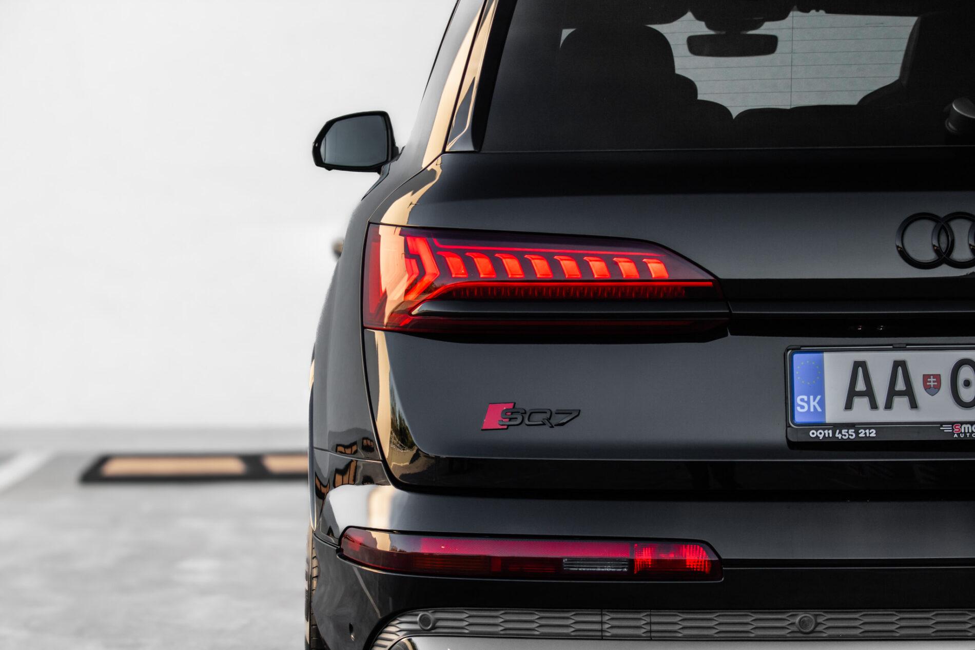 2022 AUDI SQ7, čierna suv, 72 106 km