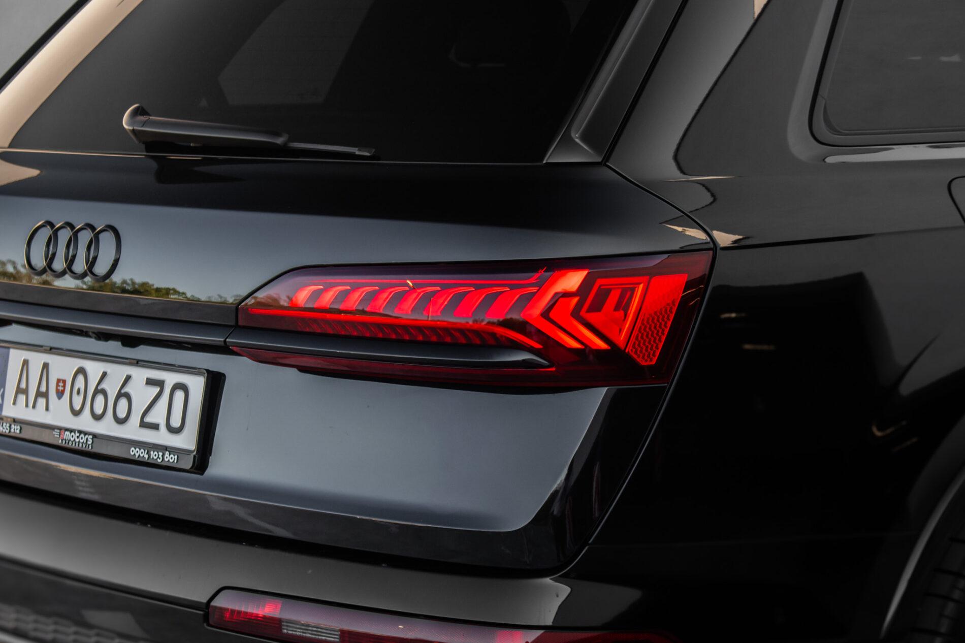 2022 AUDI SQ7, čierna suv, 72 106 km