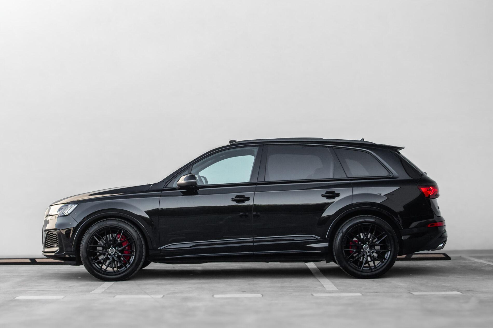 2022 AUDI SQ7, čierna suv, 72 106 km