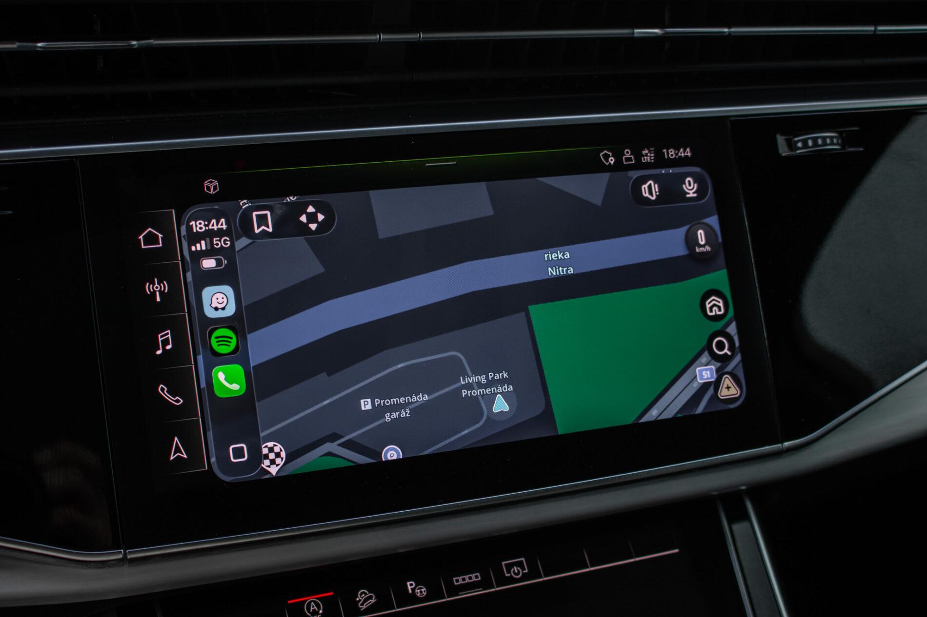 2022 AUDI SQ7, čierna suv, 72 106 km